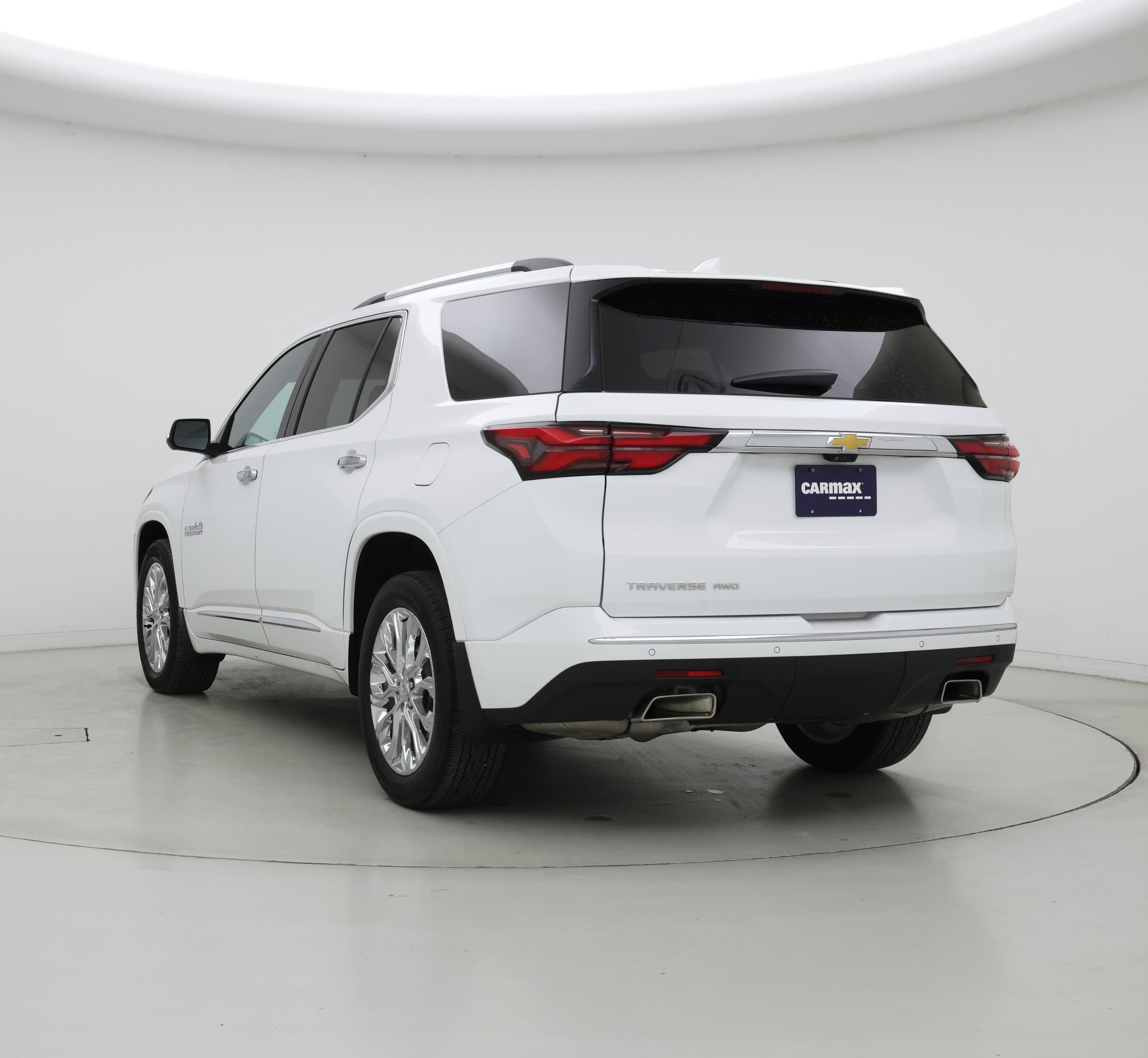 Thumbnail: 2023 Chevrolet Traverse - 2