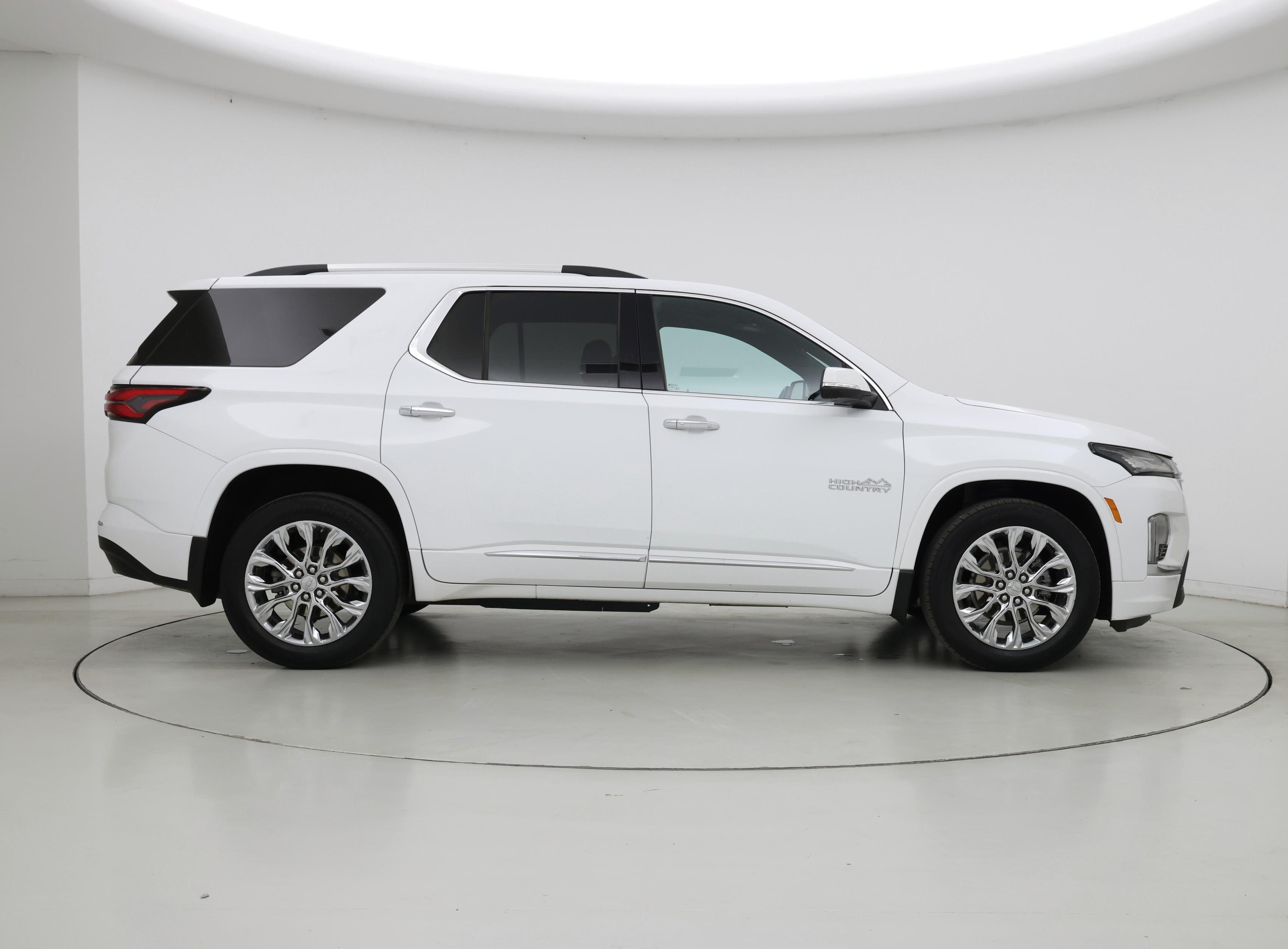 Thumbnail: 2023 Chevrolet Traverse - 7