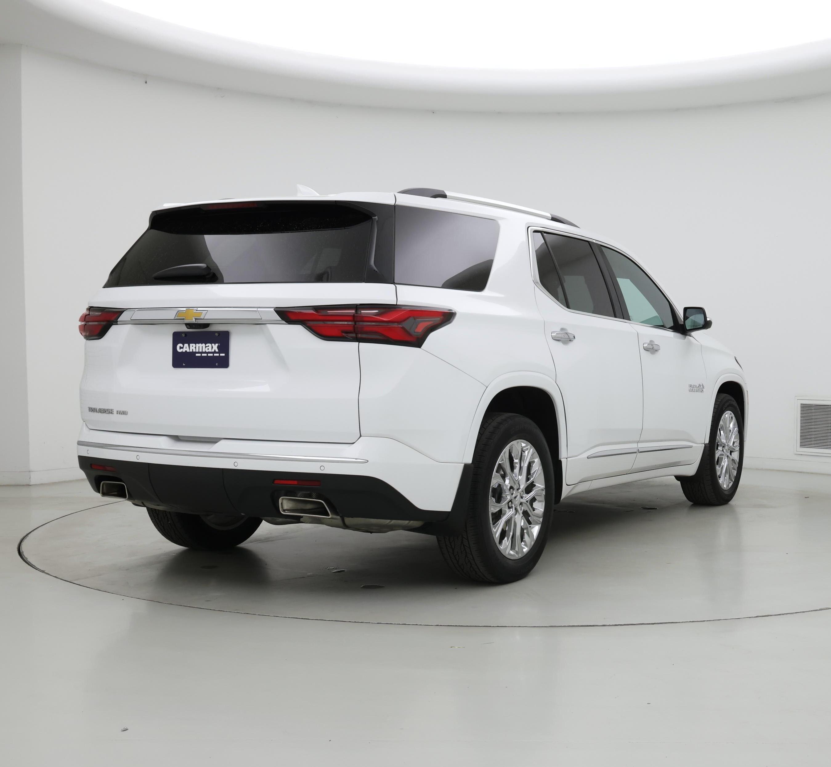 Thumbnail: 2023 Chevrolet Traverse - 8