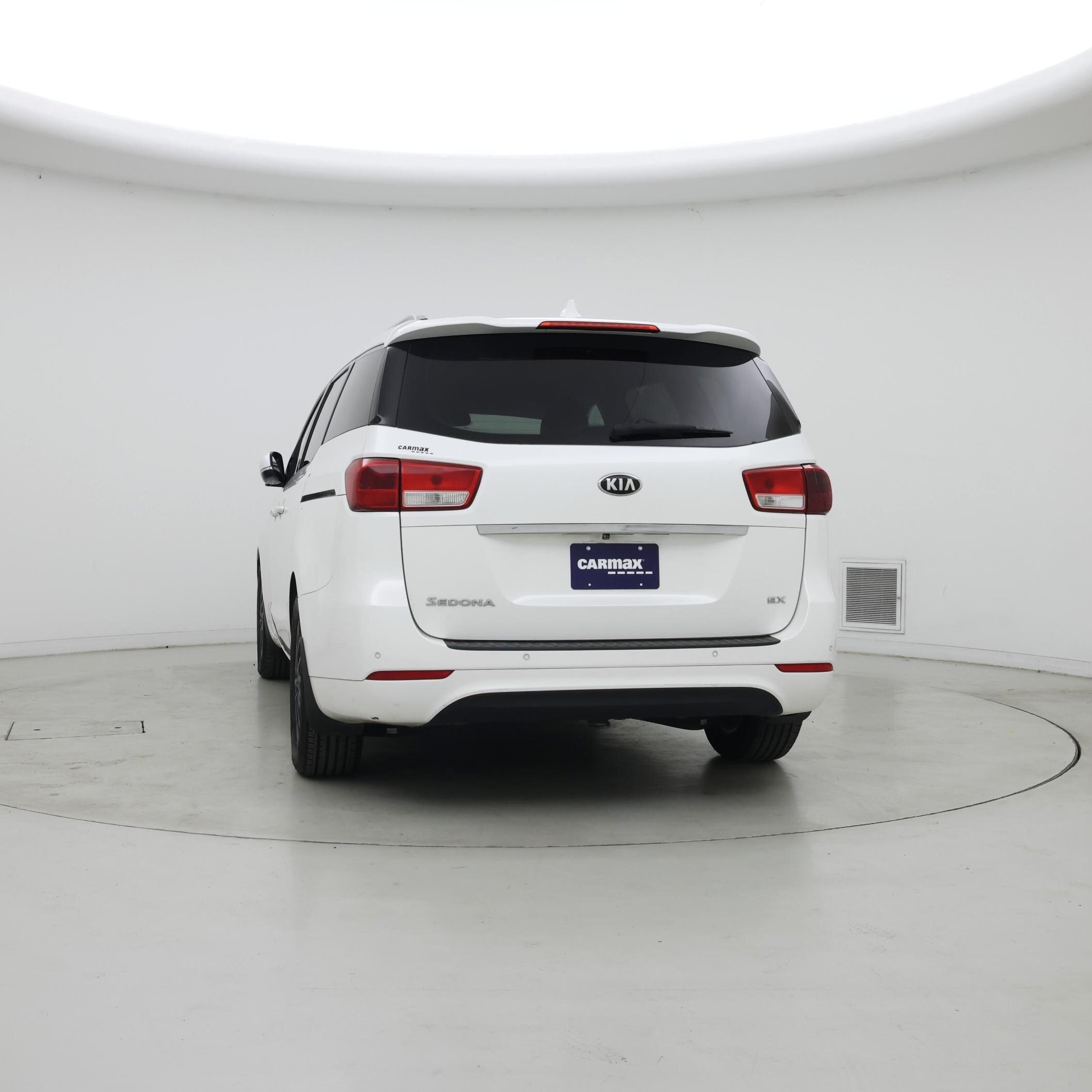 Thumbnail: 2017 Kia Sedona - 6