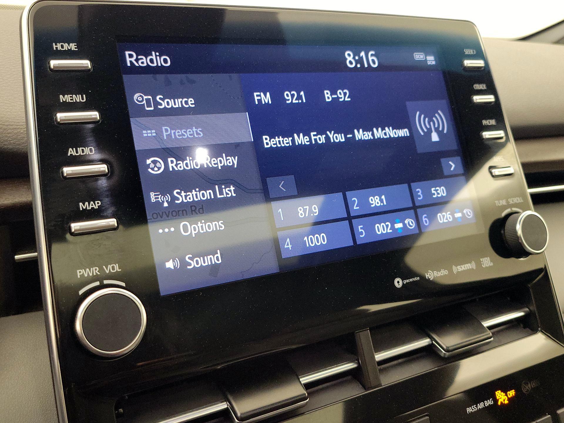 Thumbnail: 2022 Toyota Avalon - 16