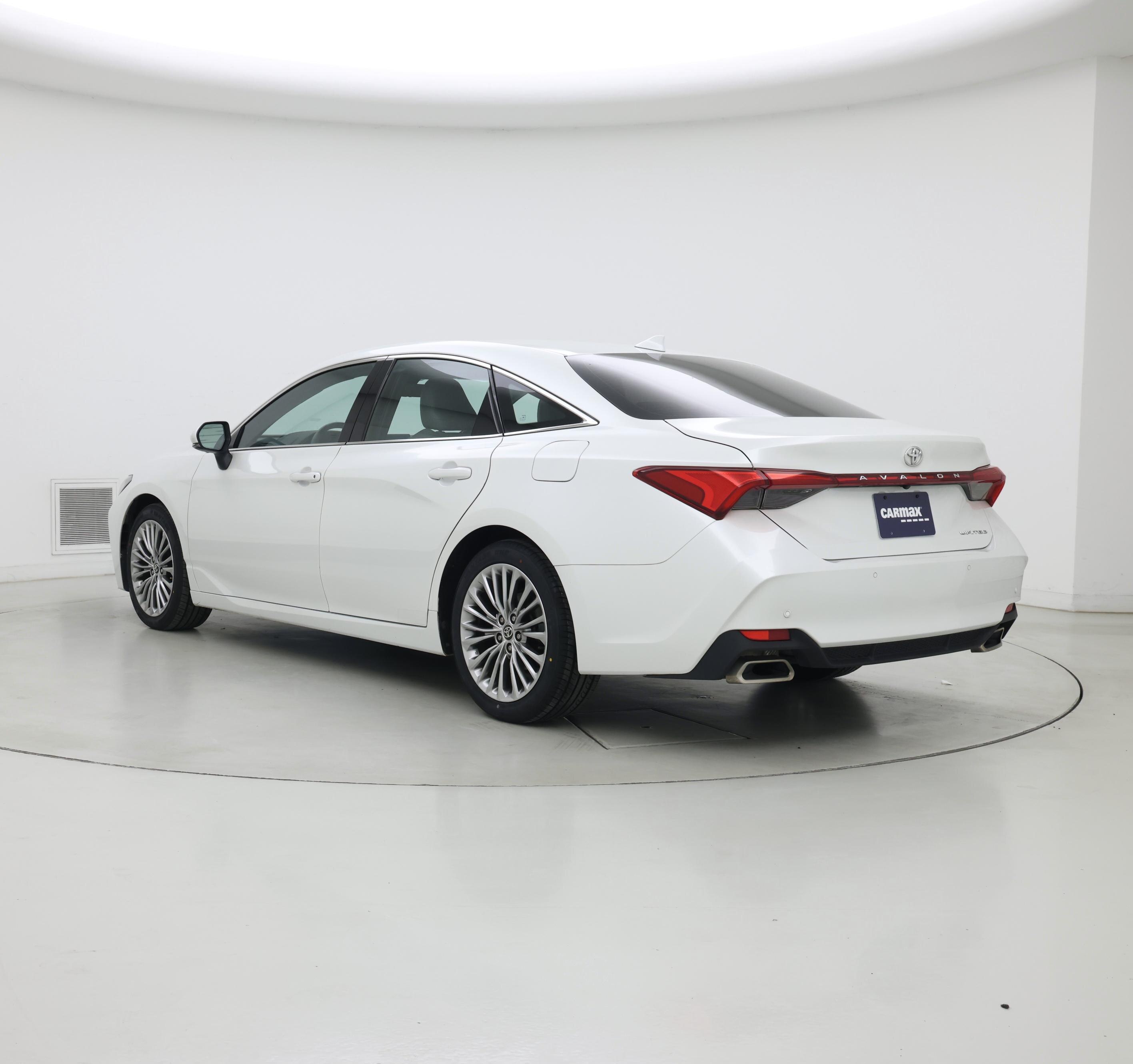 Thumbnail: 2022 Toyota Avalon - 2