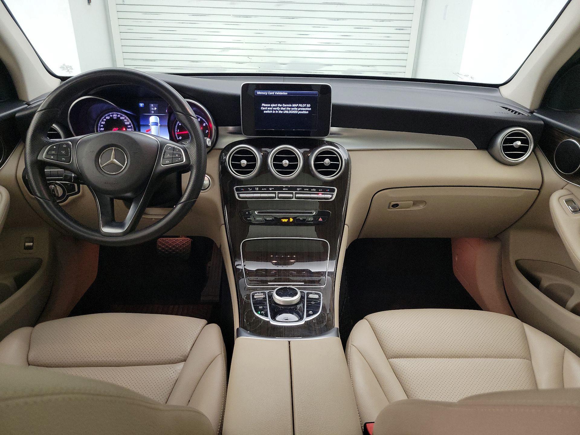Thumbnail: 2018 Mercedes-Benz GLC - 9