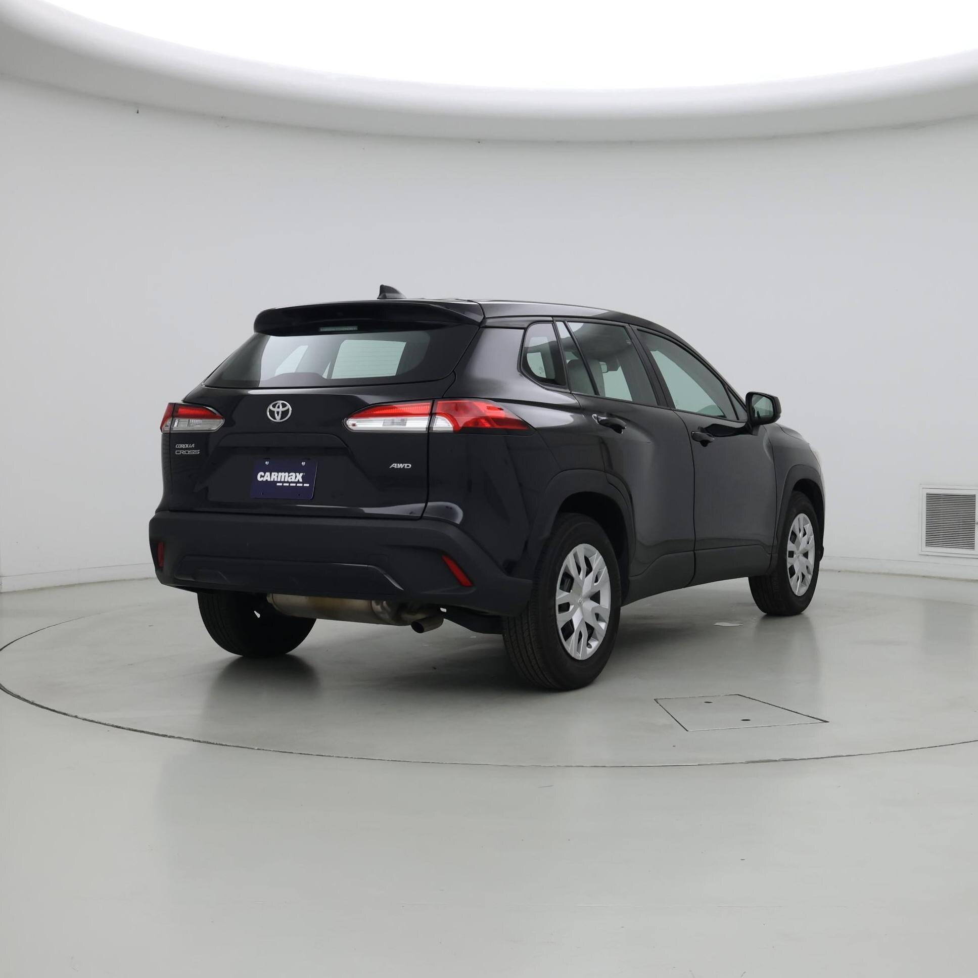 Thumbnail: 2023 Toyota Corolla Cross - 8