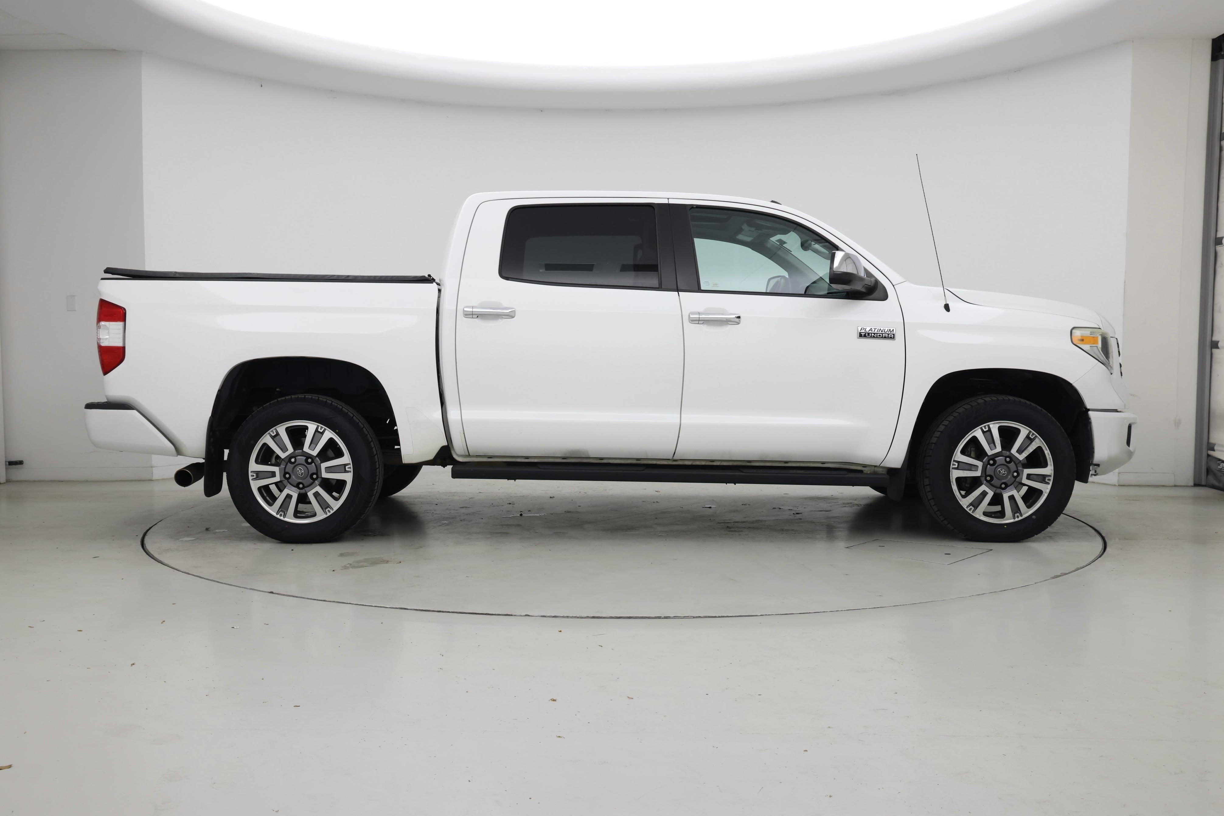 Thumbnail: 2018 Toyota Tundra - 7