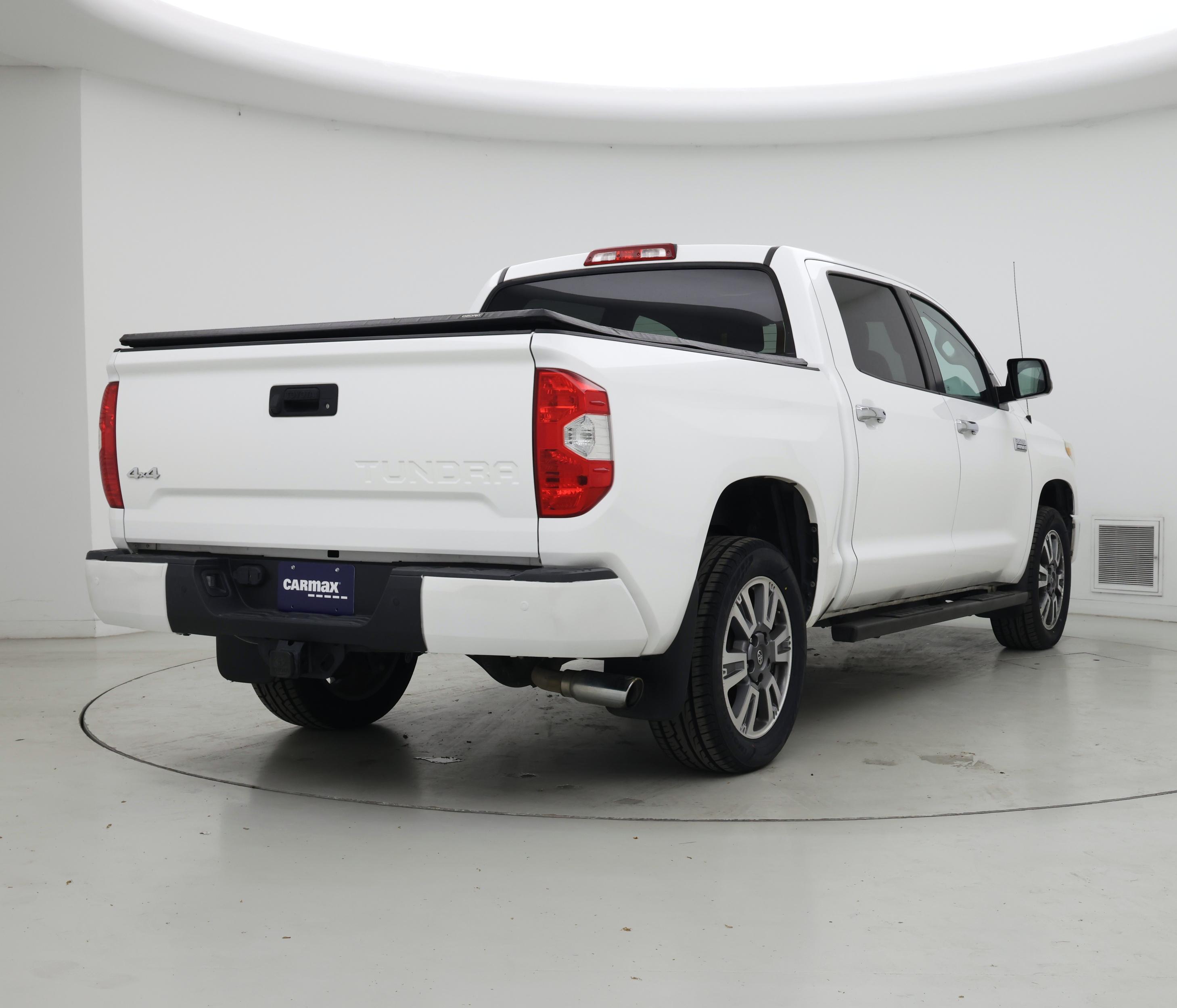 Thumbnail: 2018 Toyota Tundra - 8