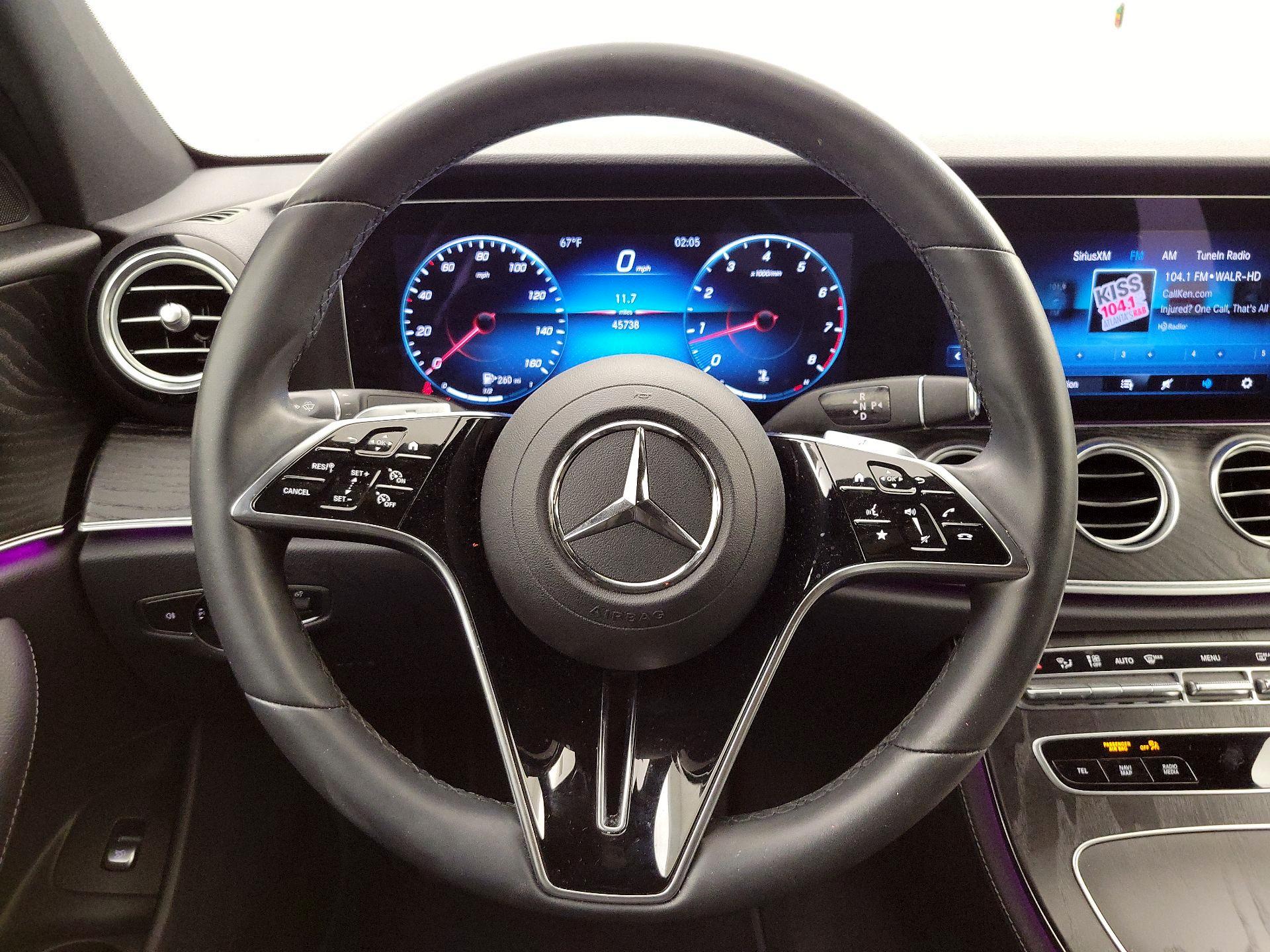 Thumbnail: 2022 Mercedes-Benz E-Class - 10