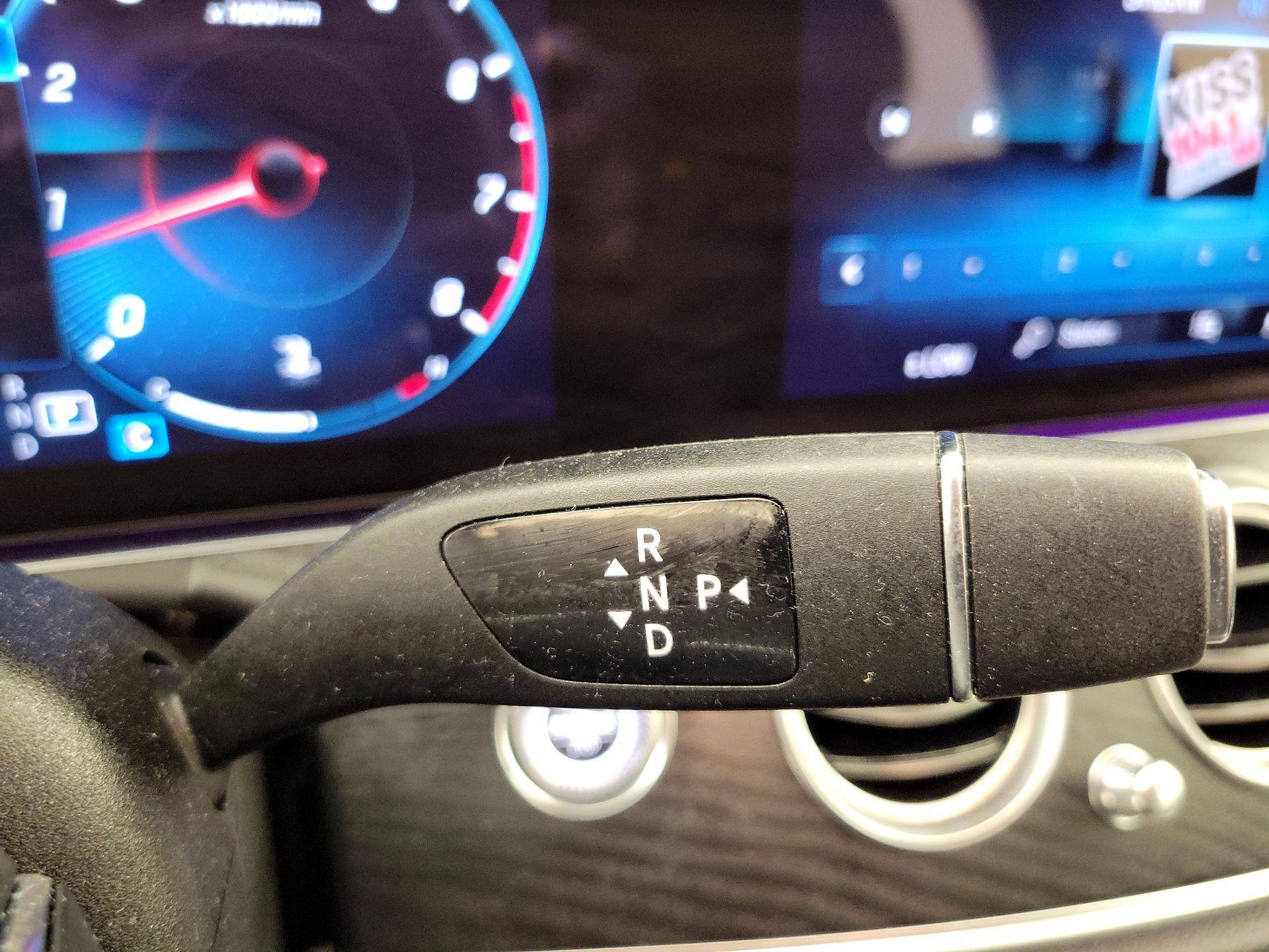 Thumbnail: 2022 Mercedes-Benz E-Class - 18