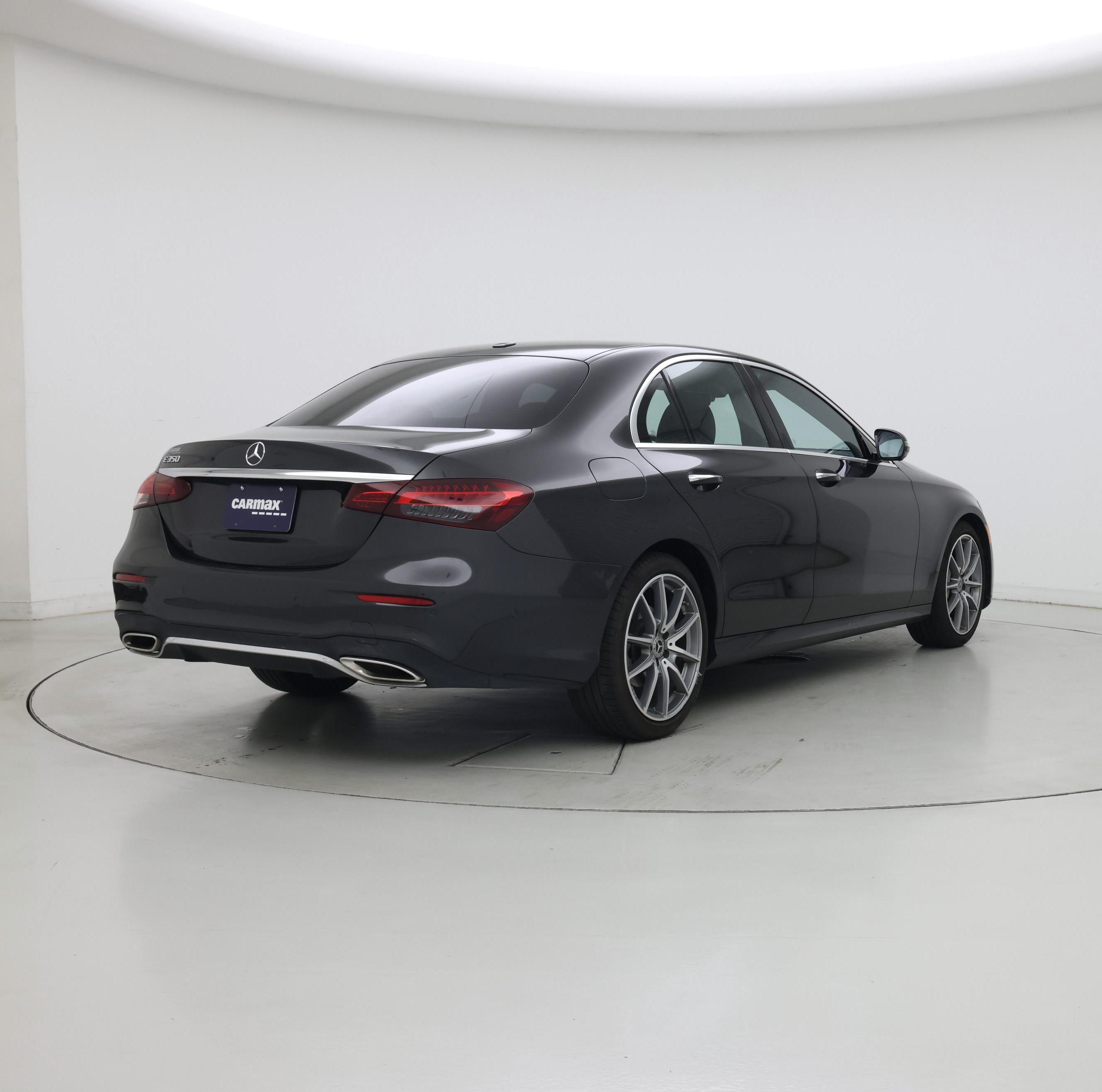 Thumbnail: 2022 Mercedes-Benz E-Class - 8