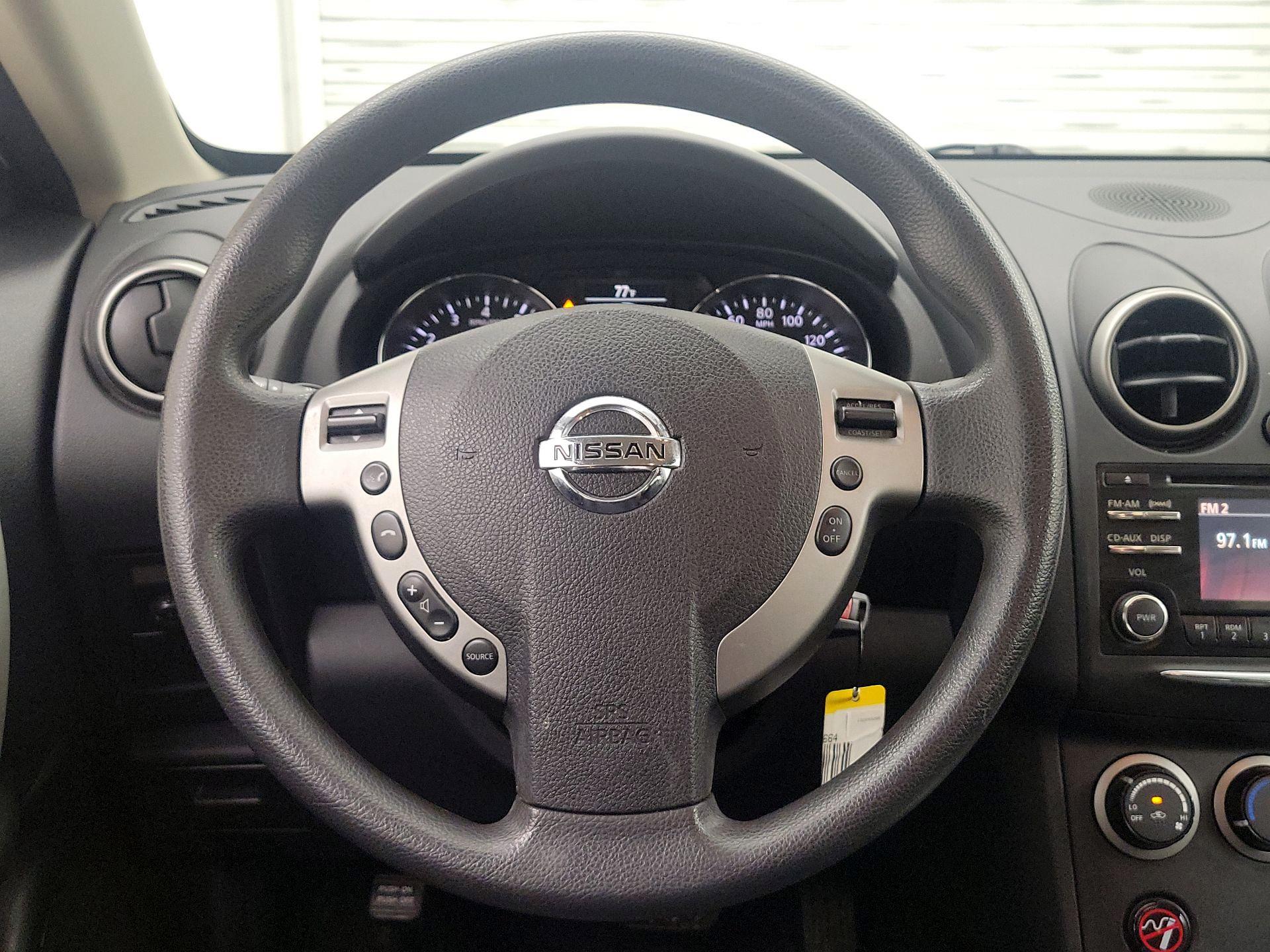 Thumbnail: 2015 Nissan Rogue - 10