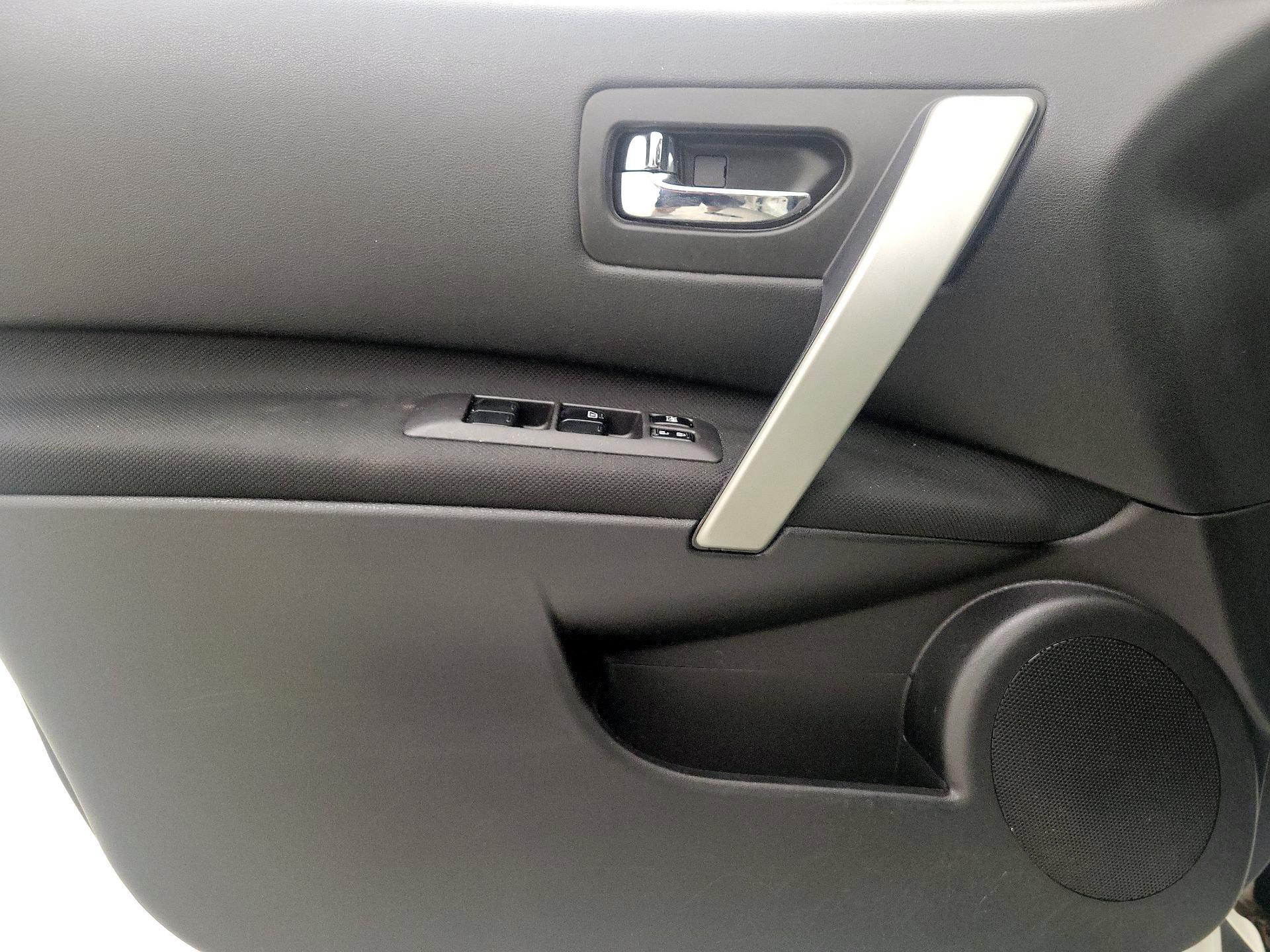 Thumbnail: 2015 Nissan Rogue - 12