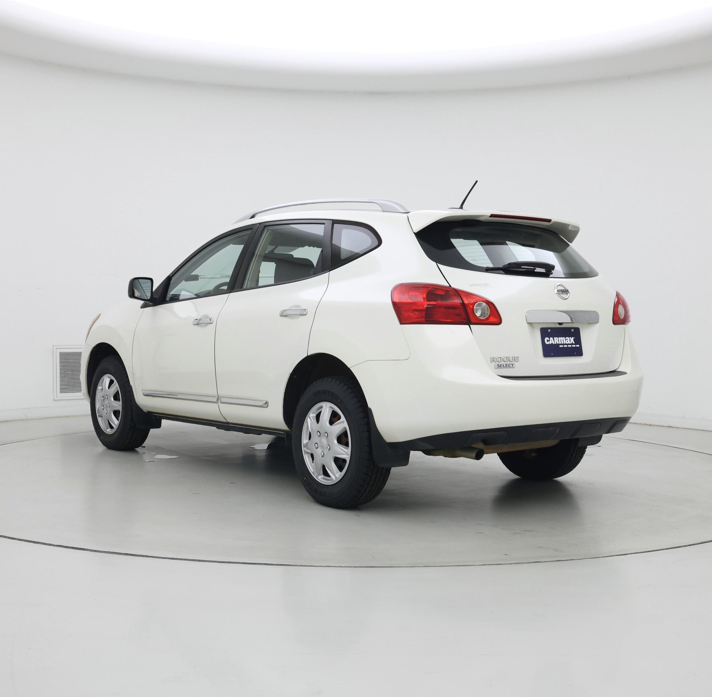 Thumbnail: 2015 Nissan Rogue - 2