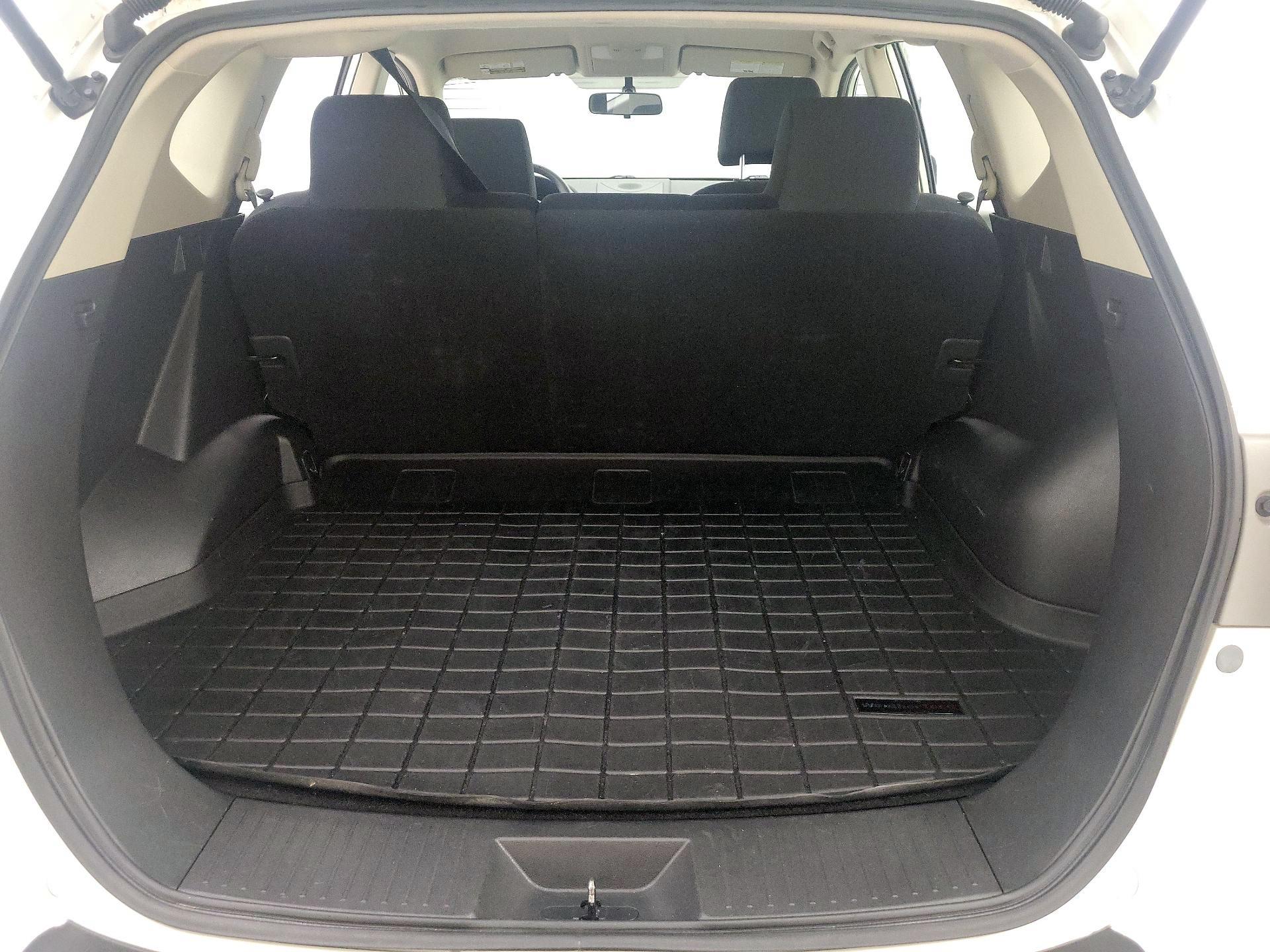 Thumbnail: 2015 Nissan Rogue - 20