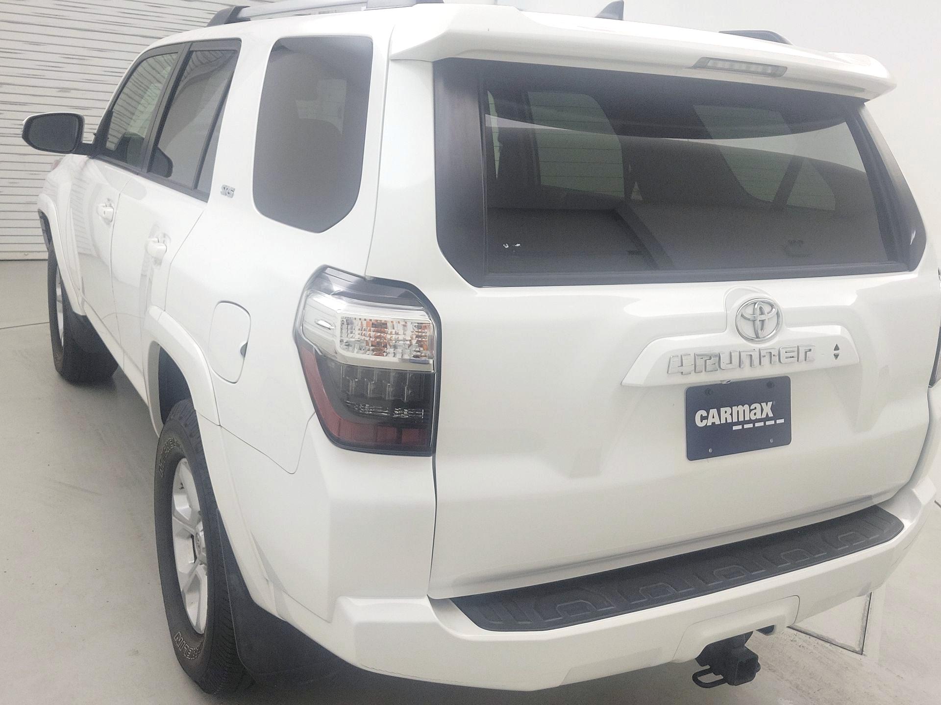 Thumbnail: 2021 Toyota 4Runner - 7