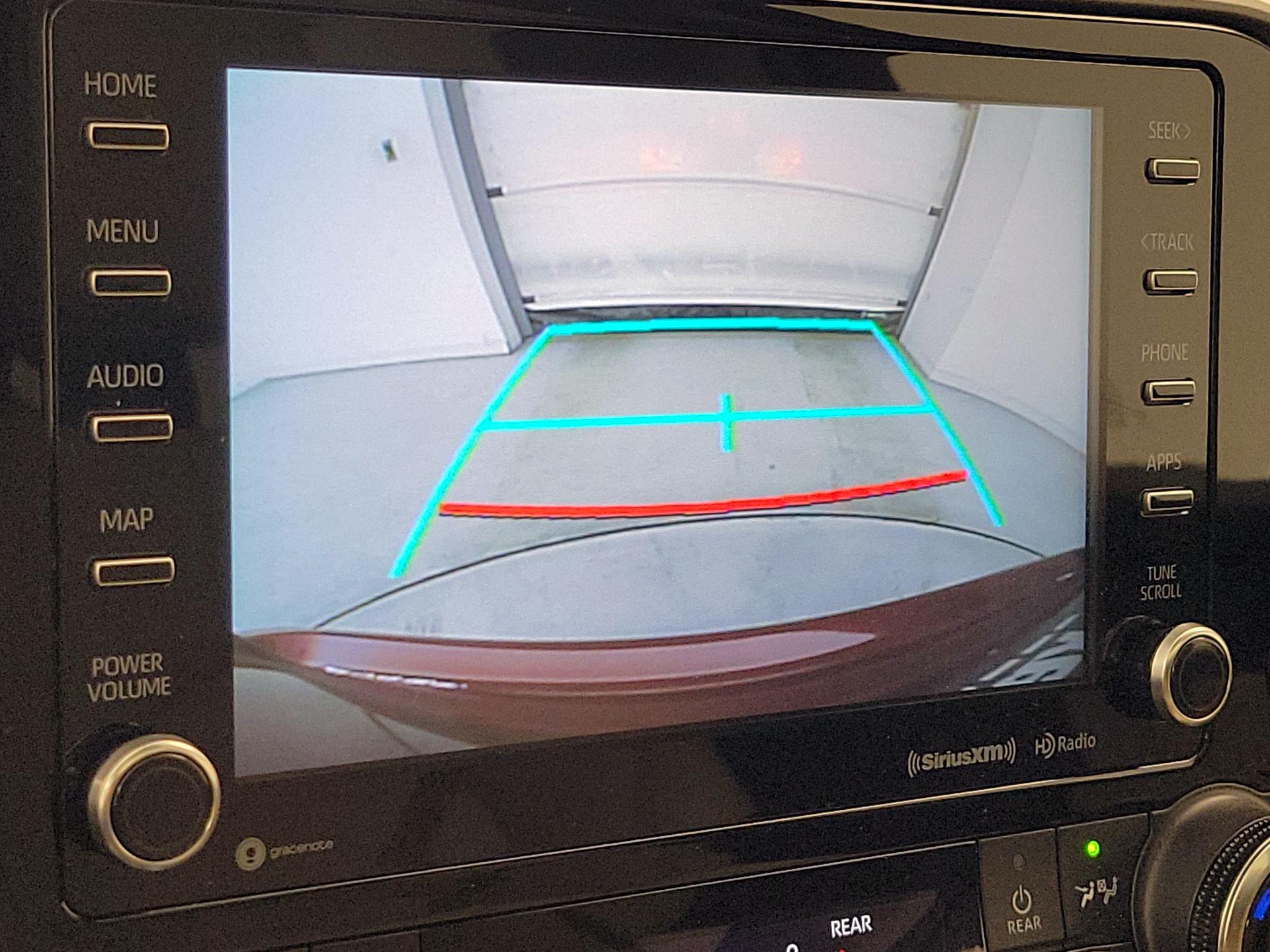 Thumbnail: 2021 Toyota Highlander - 14