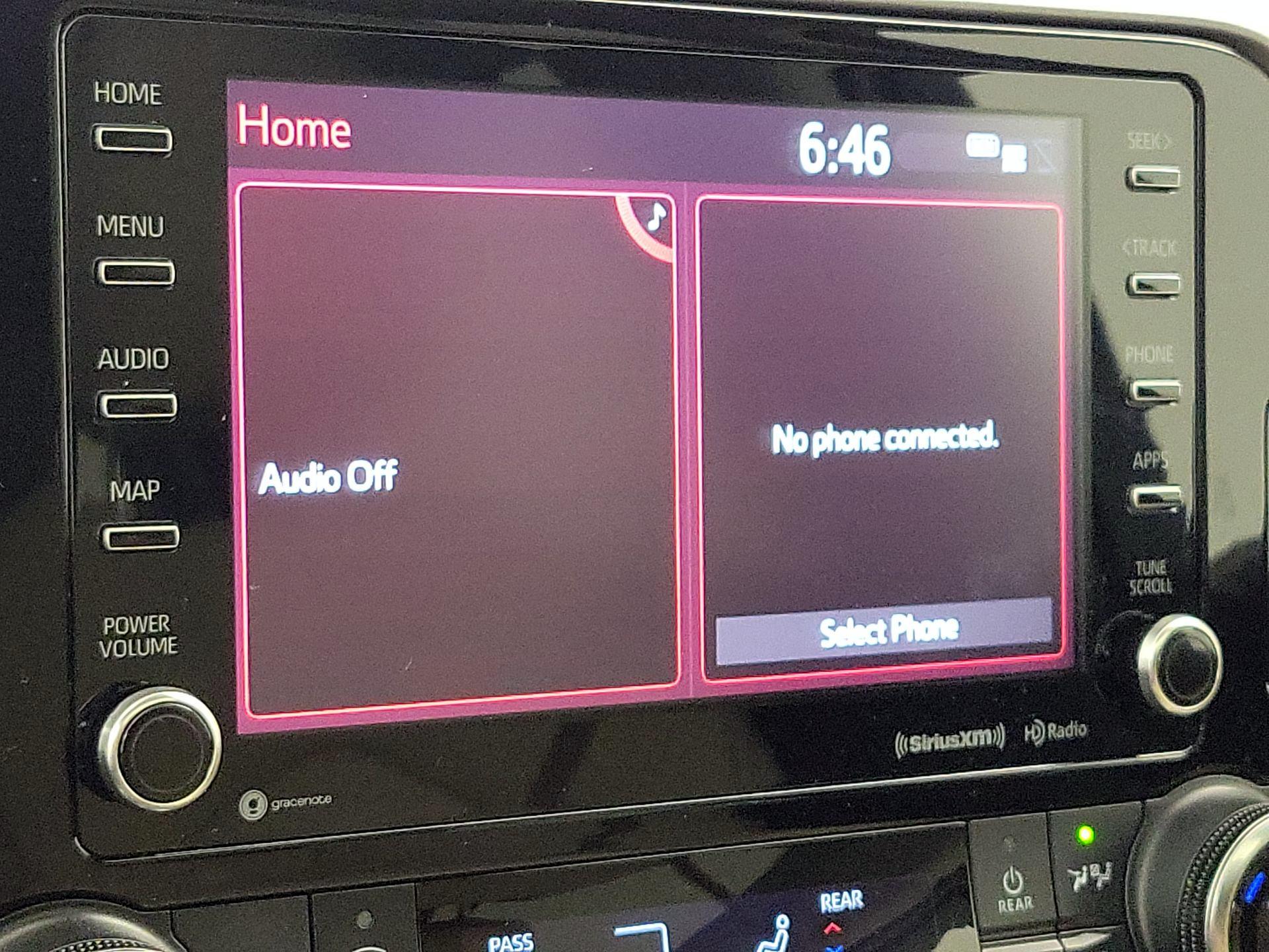 Thumbnail: 2021 Toyota Highlander - 15