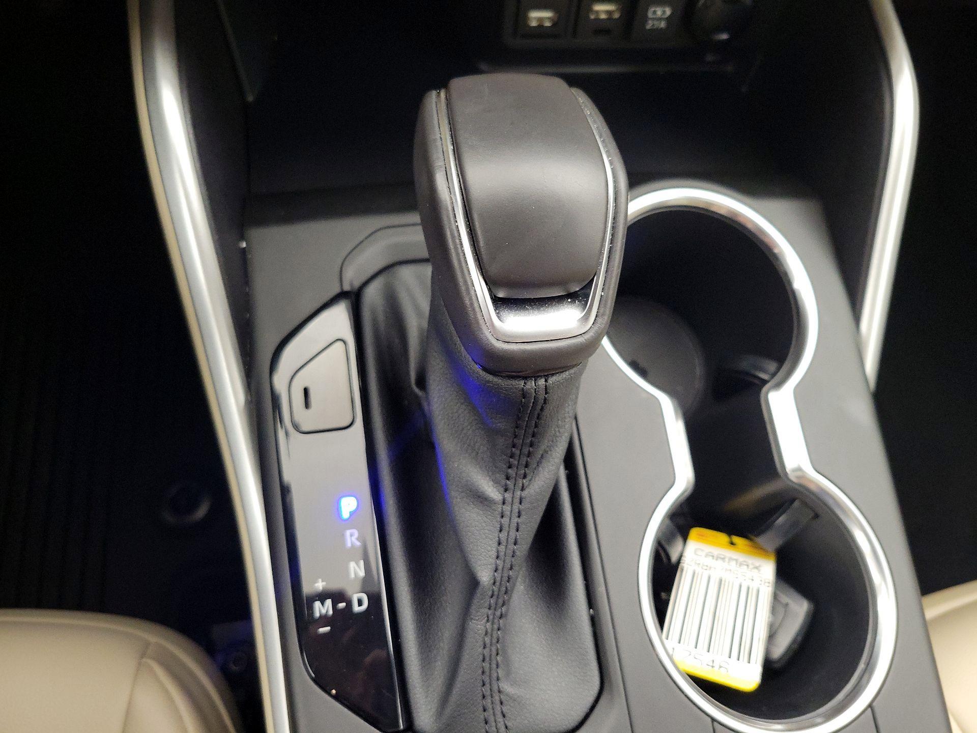 Thumbnail: 2021 Toyota Highlander - 17