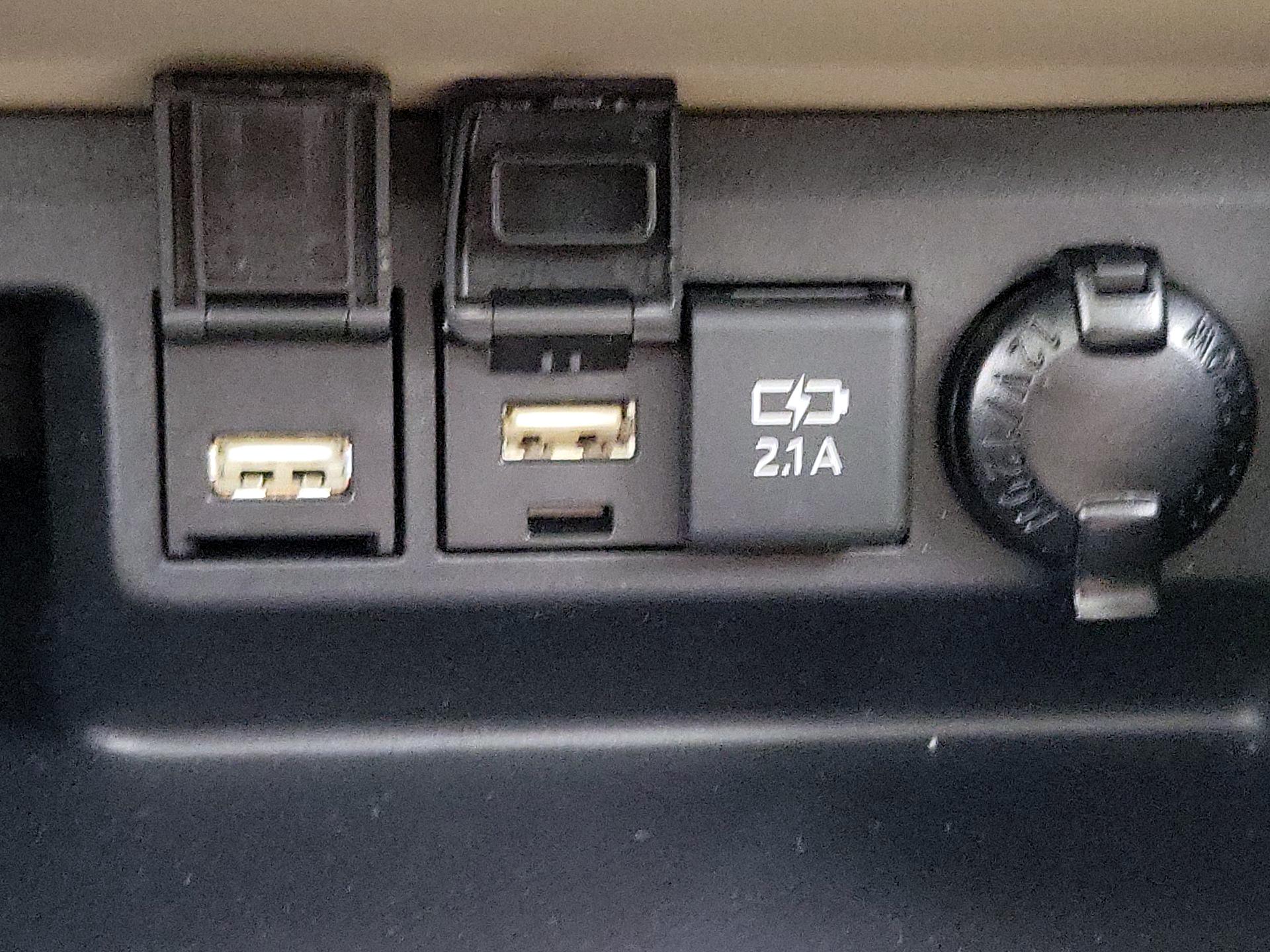 Thumbnail: 2021 Toyota Highlander - 18