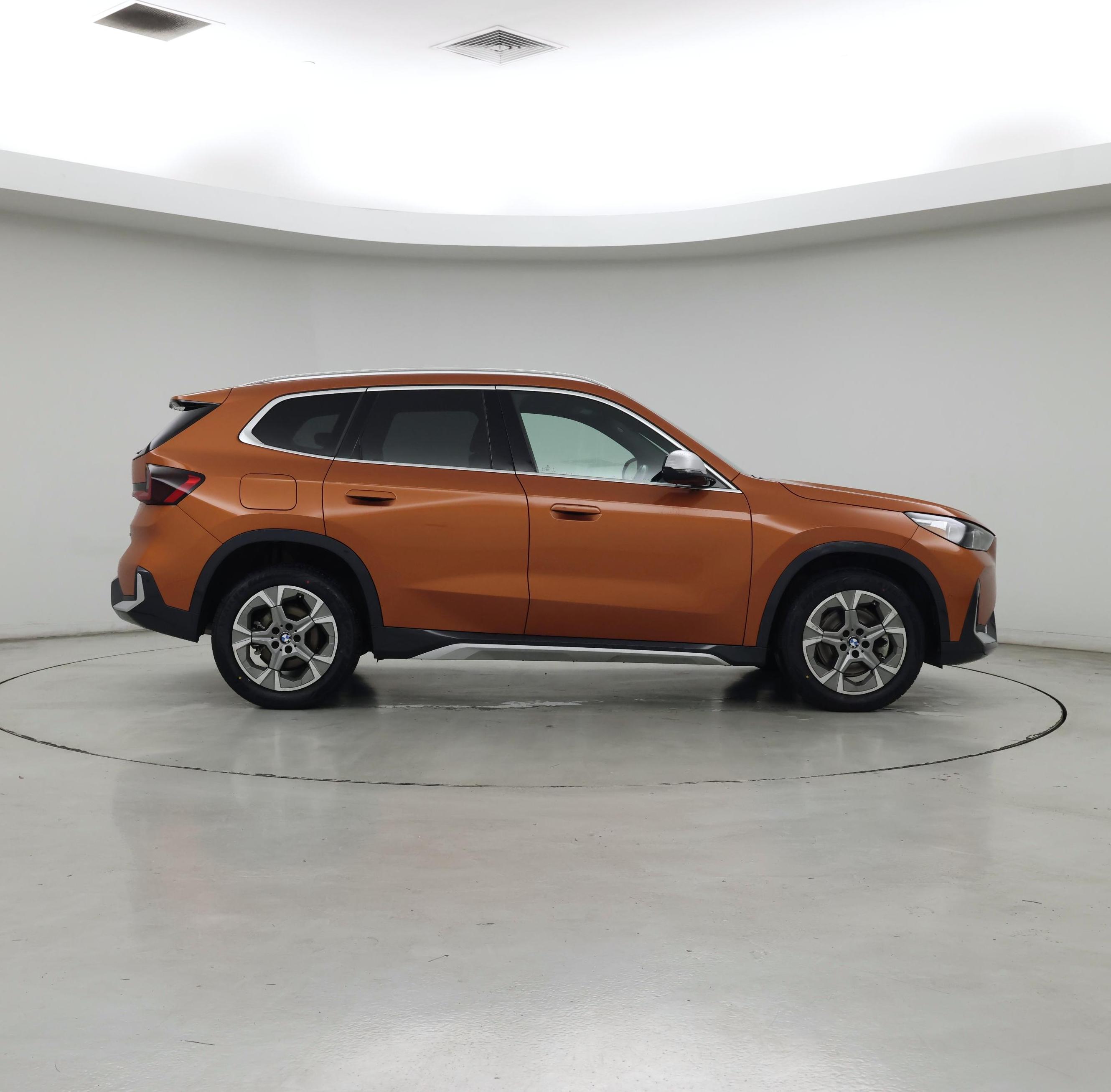 Thumbnail: 2023 BMW X1 - 7