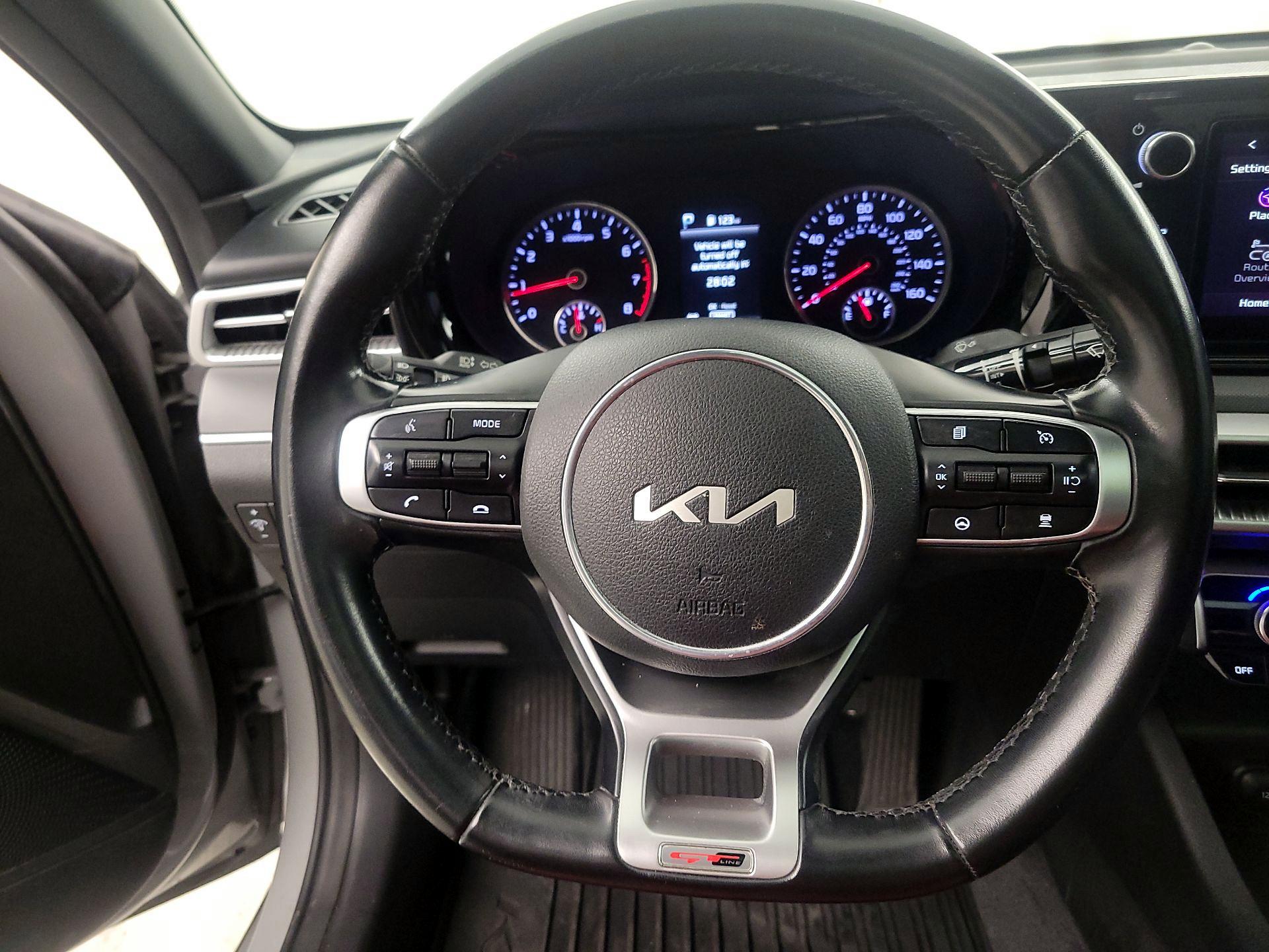 Thumbnail: 2022 Kia K5 - 10