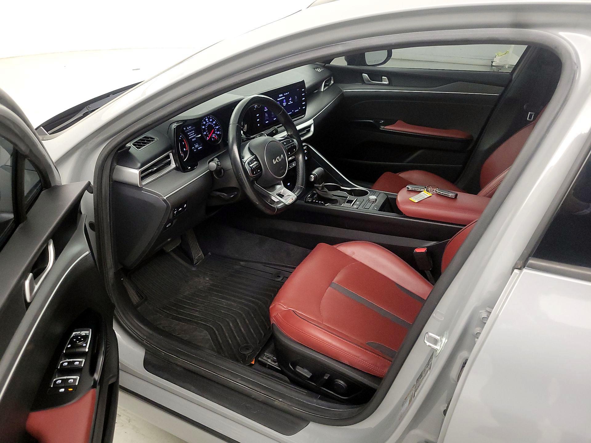 Thumbnail: 2022 Kia K5 - 11