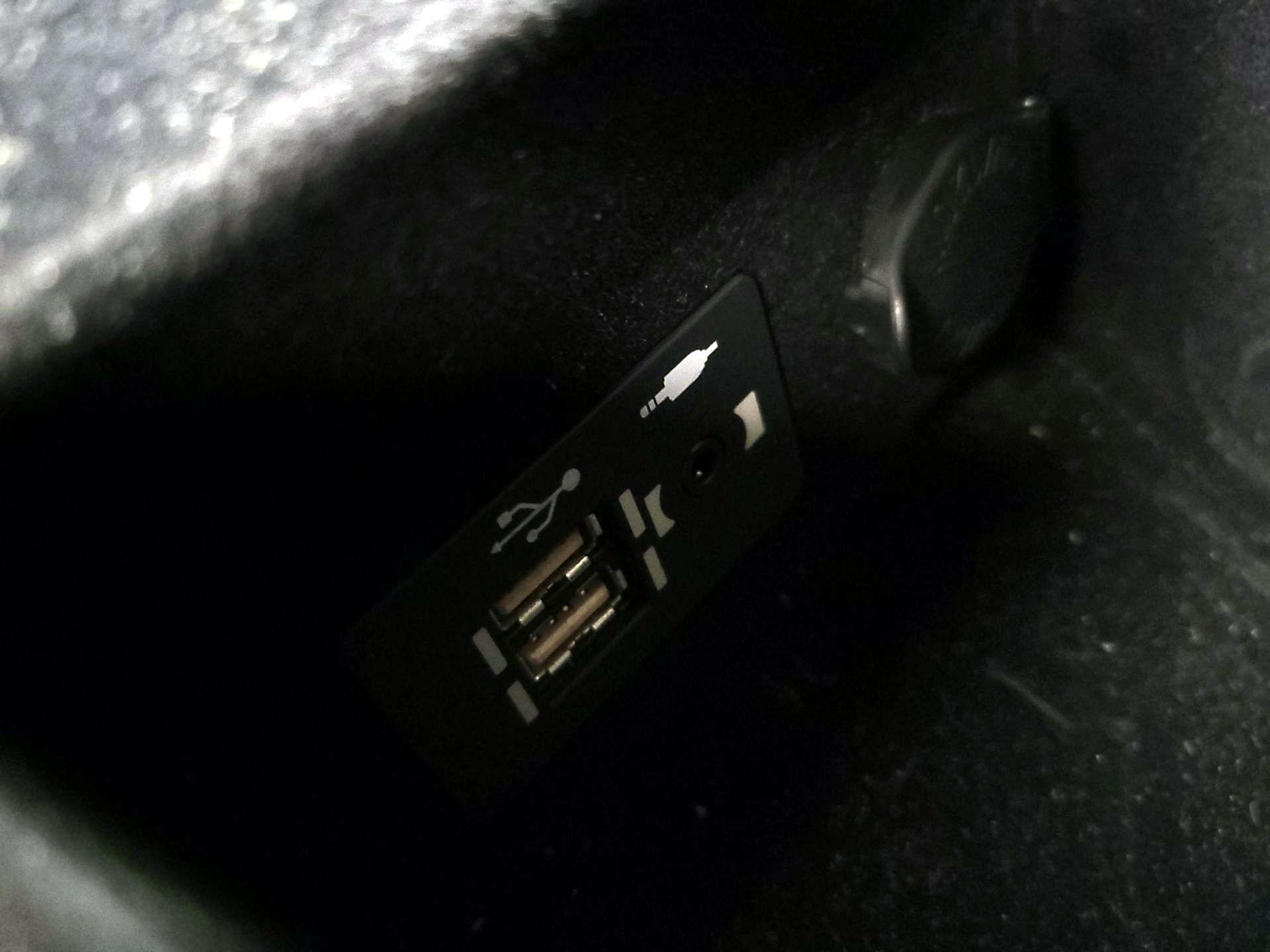 Thumbnail: 2021 Lexus LC - 19