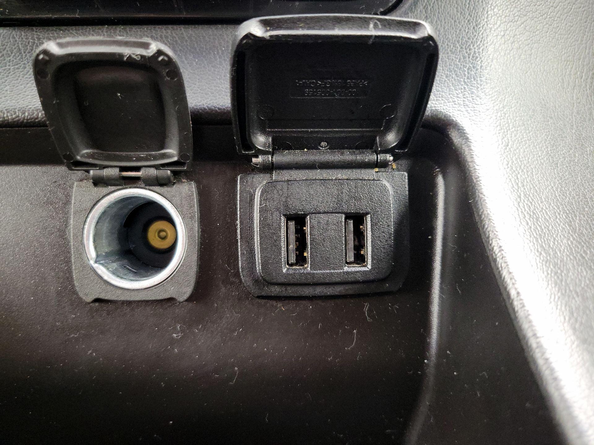 Thumbnail: 2019 Chevrolet Tahoe - 18