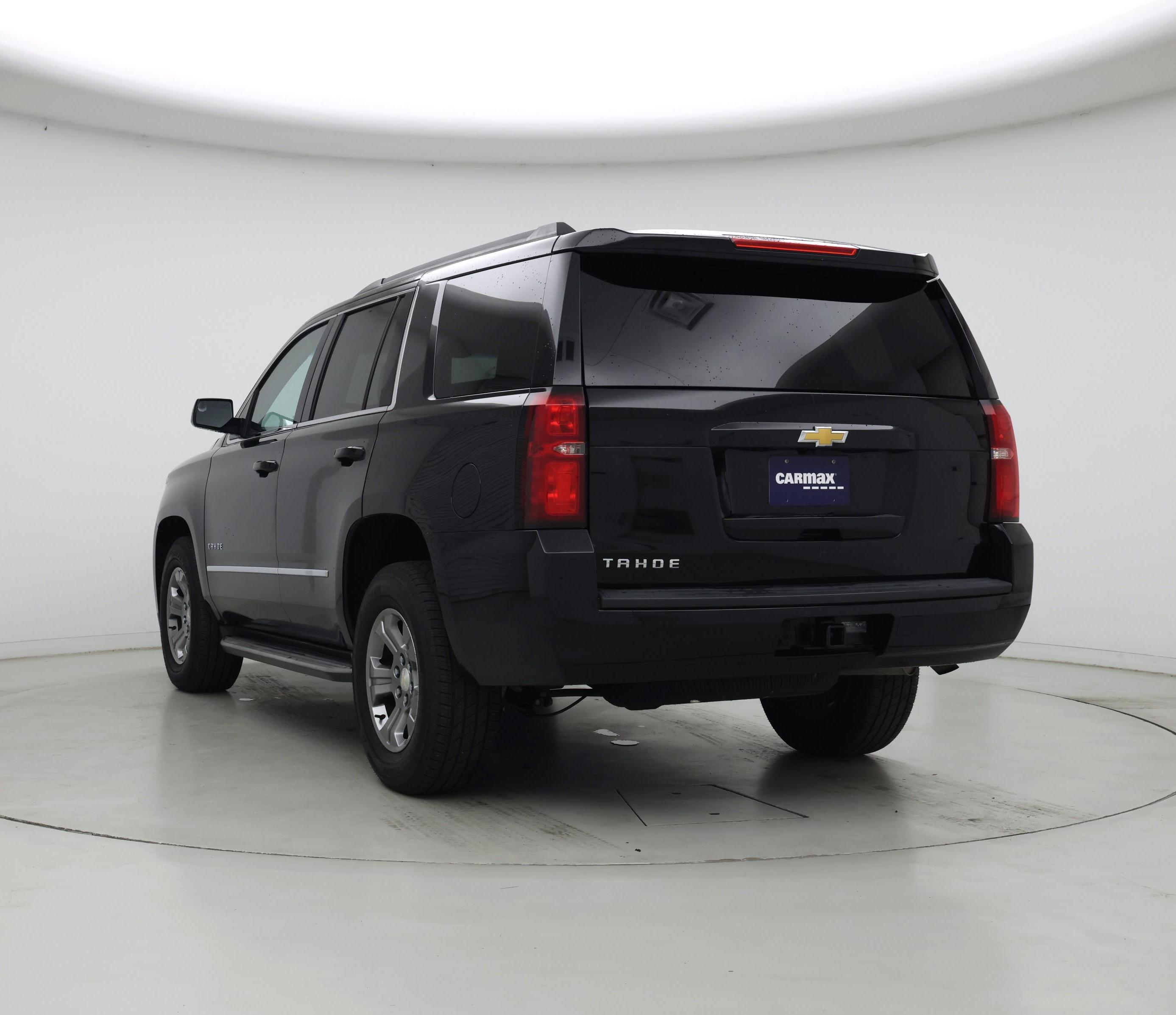 Thumbnail: 2019 Chevrolet Tahoe - 2