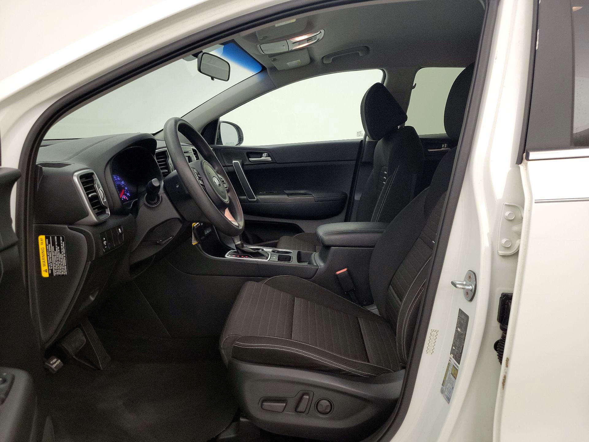 Thumbnail: 2017 Kia Sportage - 11