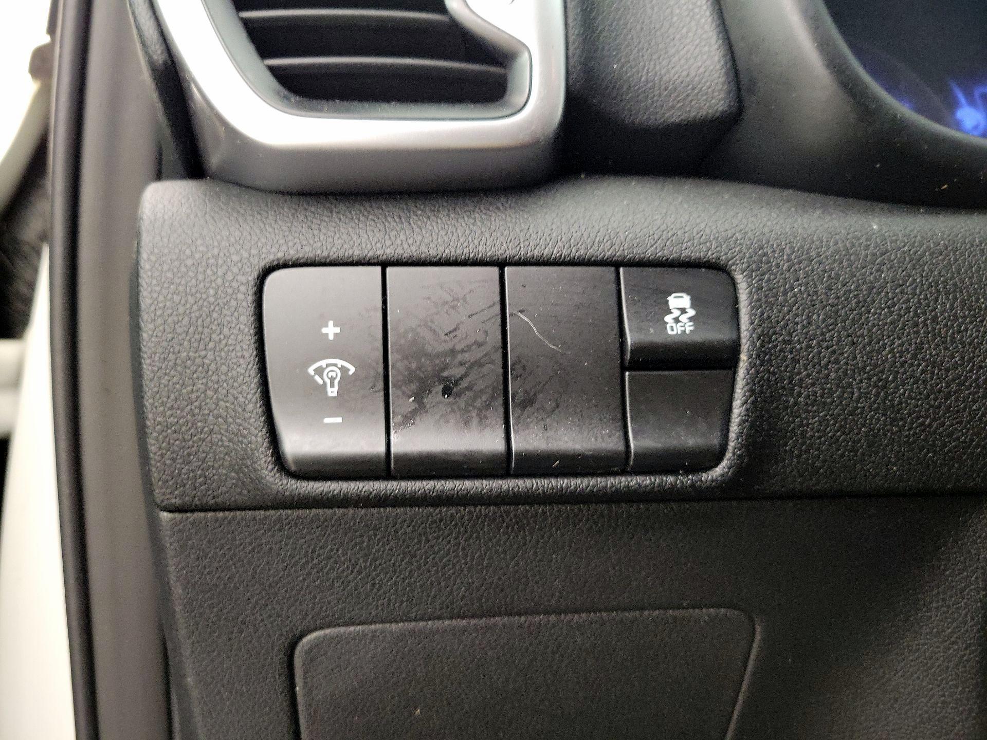 Thumbnail: 2017 Kia Sportage - 13