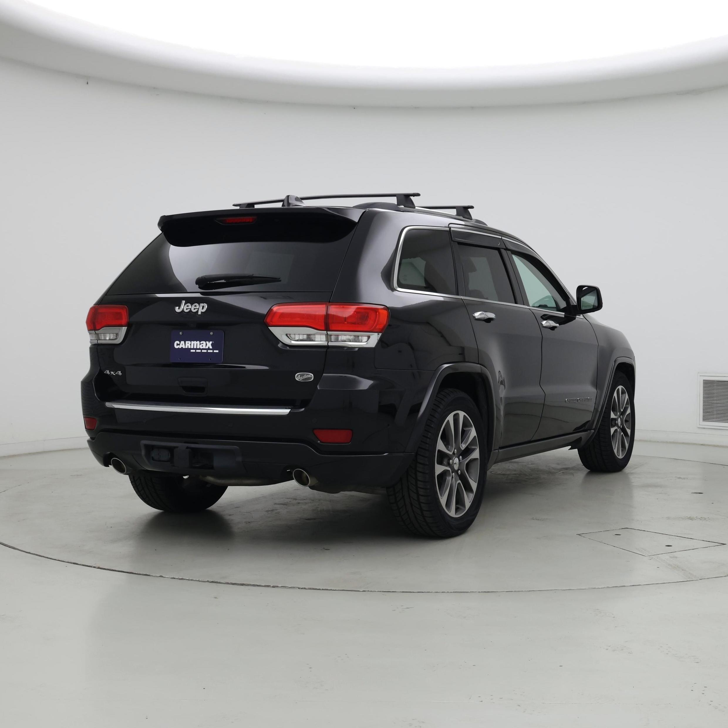 Thumbnail: 2017 Jeep Grand Cherokee - 8