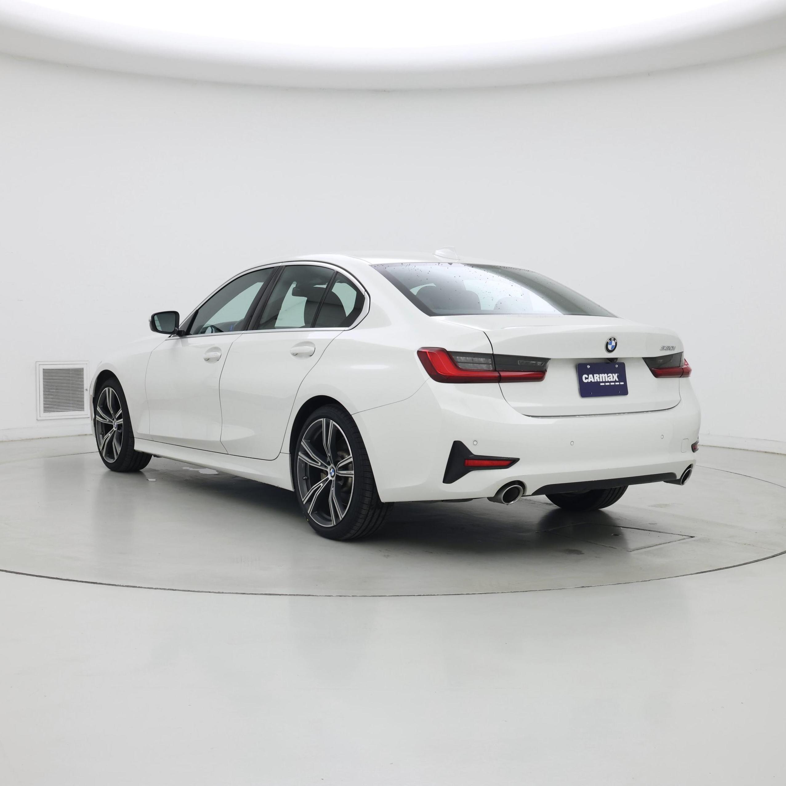 Thumbnail: 2021 BMW 3 Series - 2