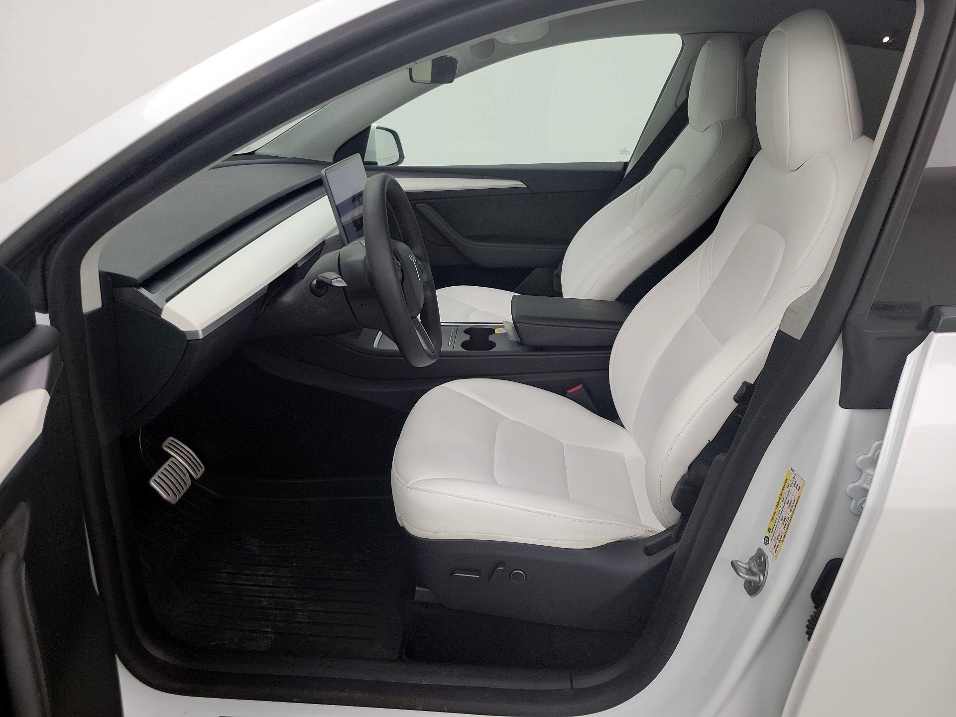 Thumbnail: 2024 Tesla Model Y - 11