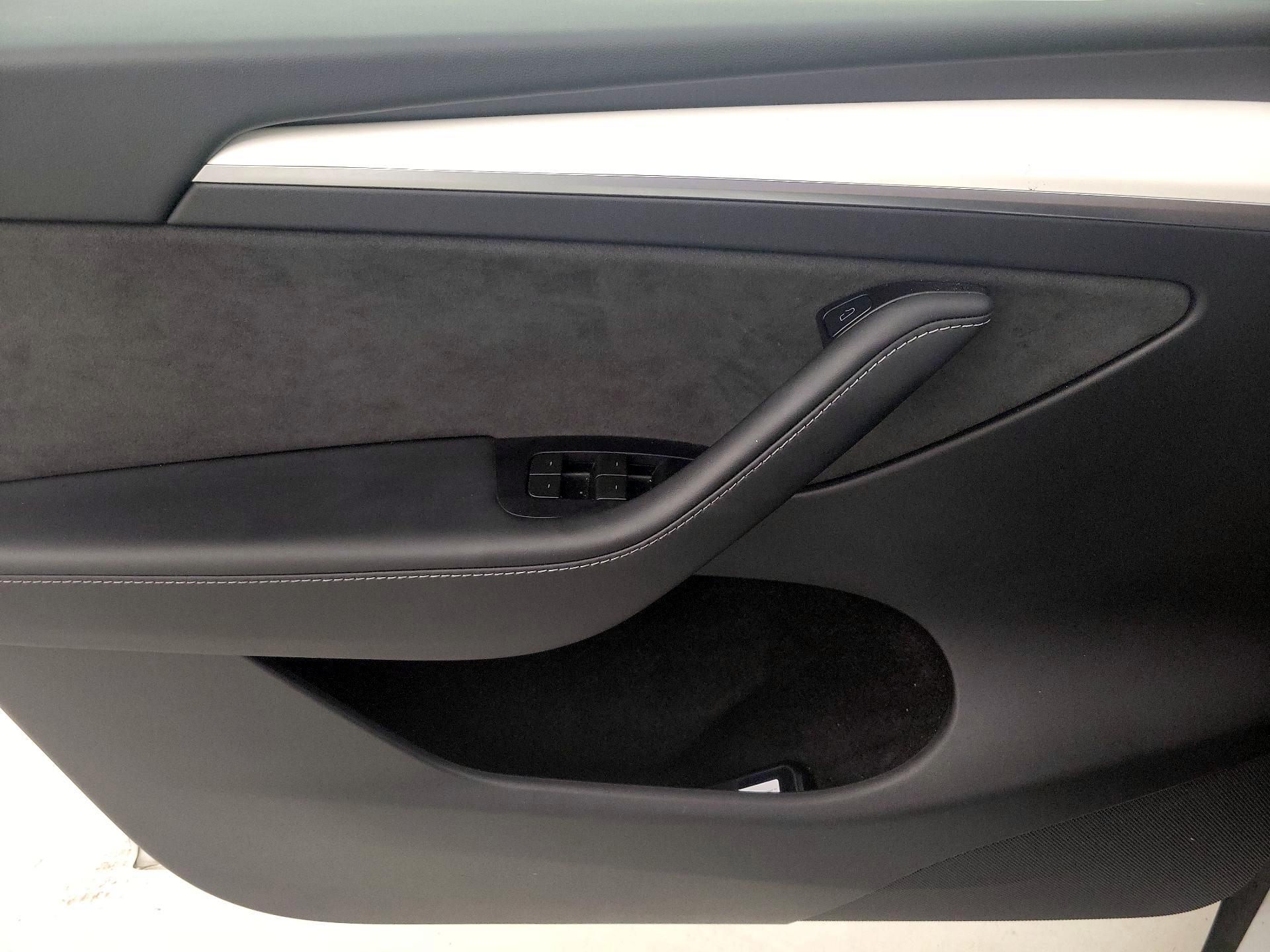 Thumbnail: 2024 Tesla Model Y - 12