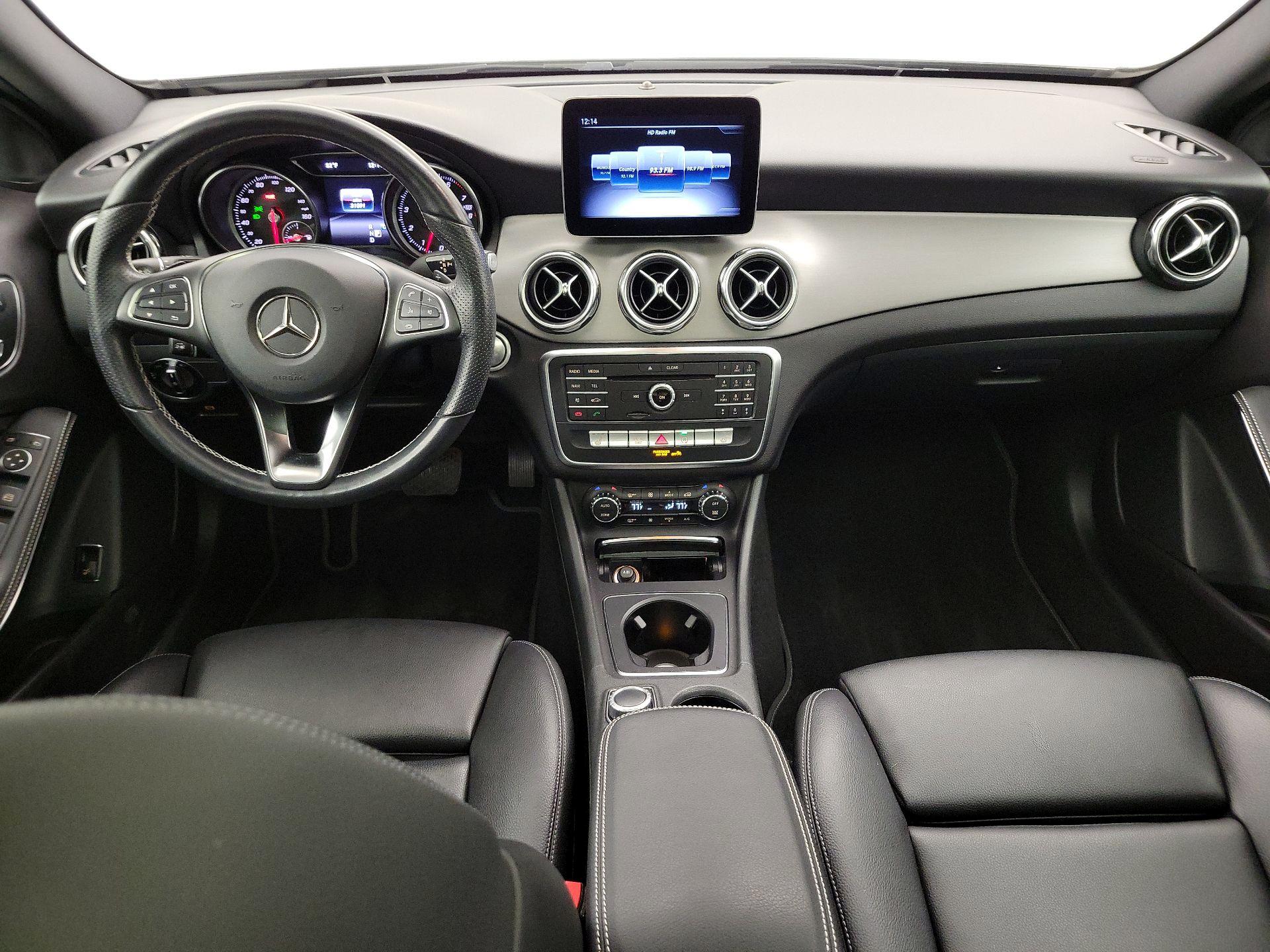 Thumbnail: 2020 Mercedes-Benz GLA - 9