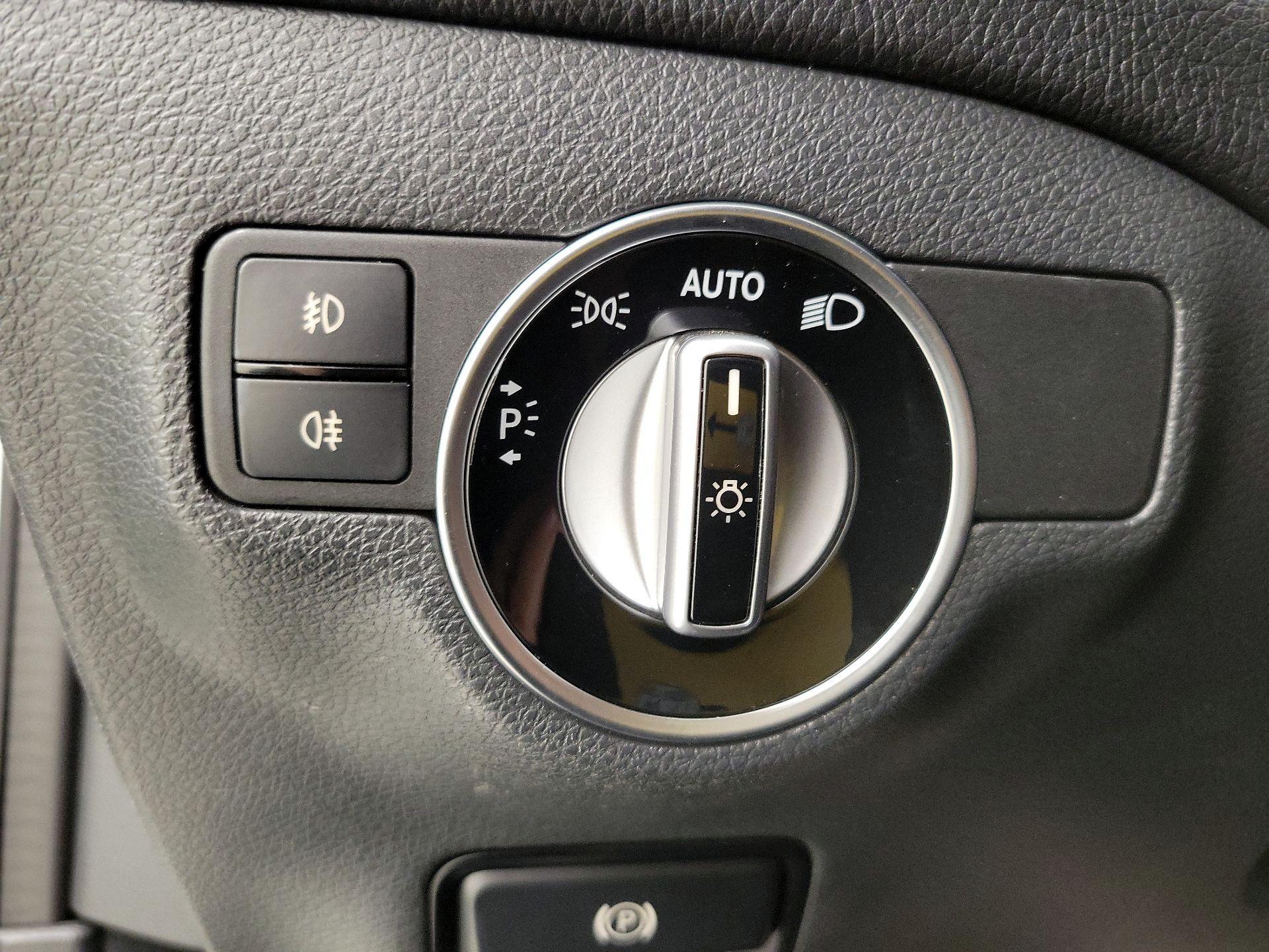 Thumbnail: 2020 Mercedes-Benz GLA - 13