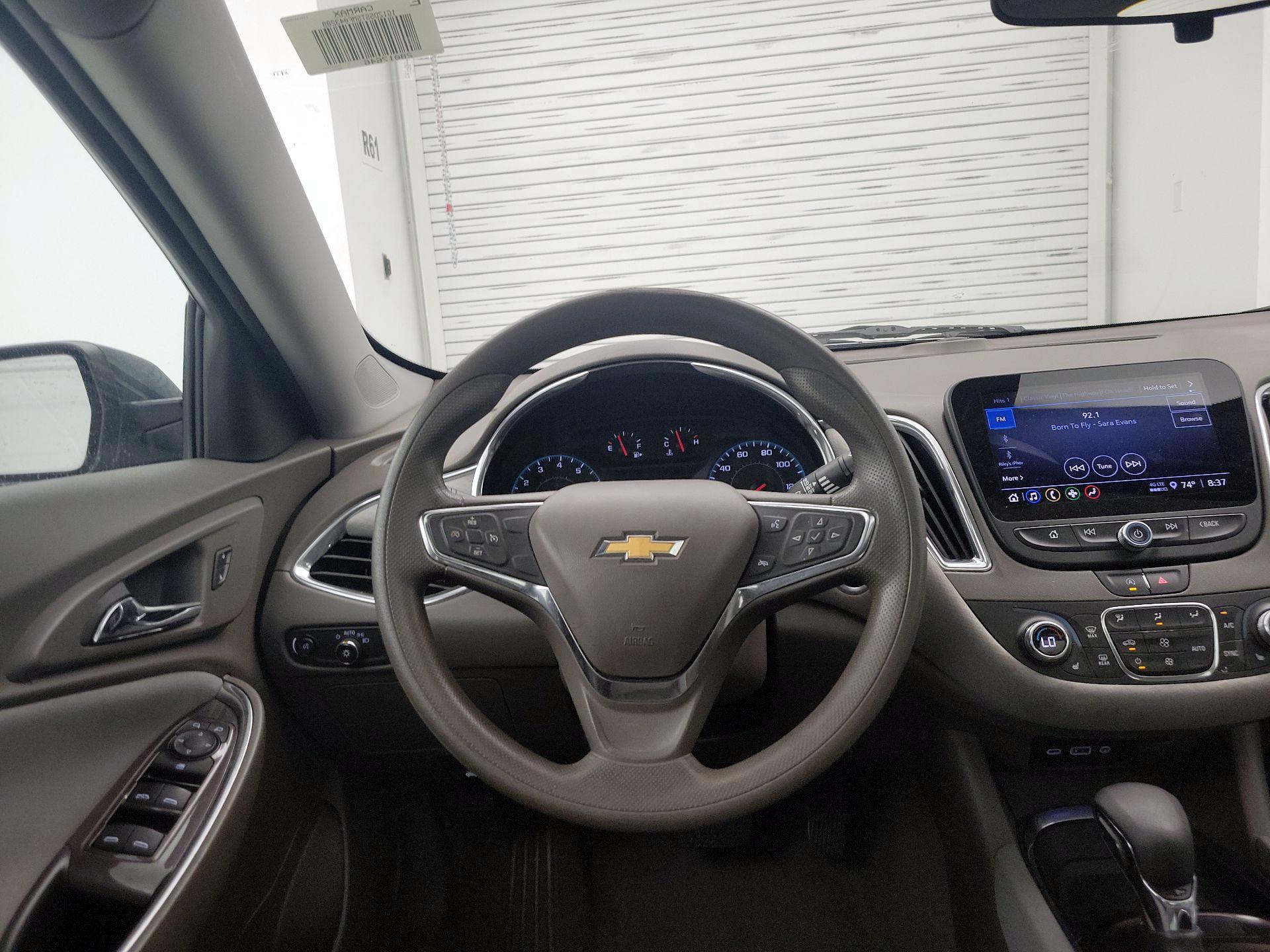 Thumbnail: 2021 Chevrolet Malibu - 10