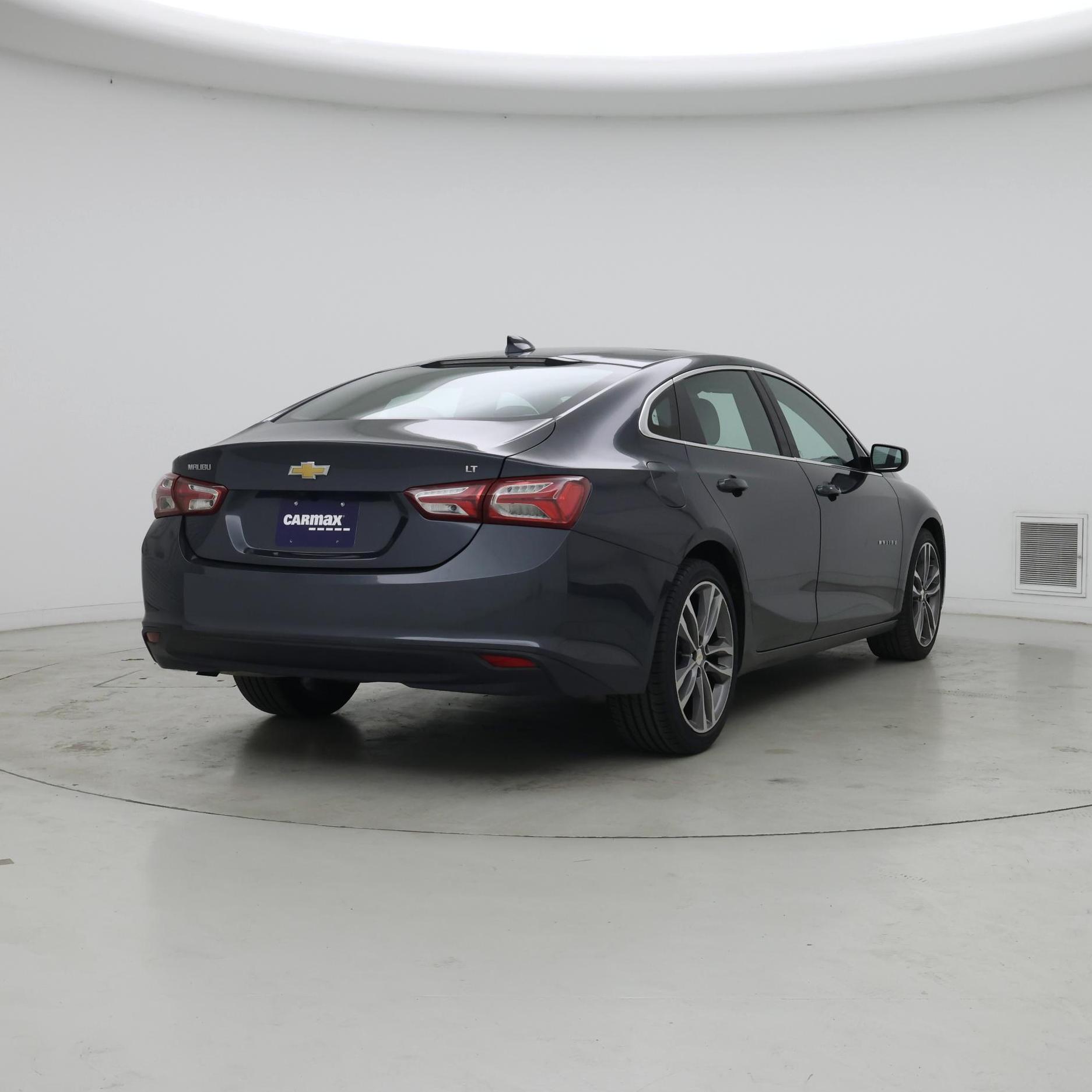 Thumbnail: 2021 Chevrolet Malibu - 8