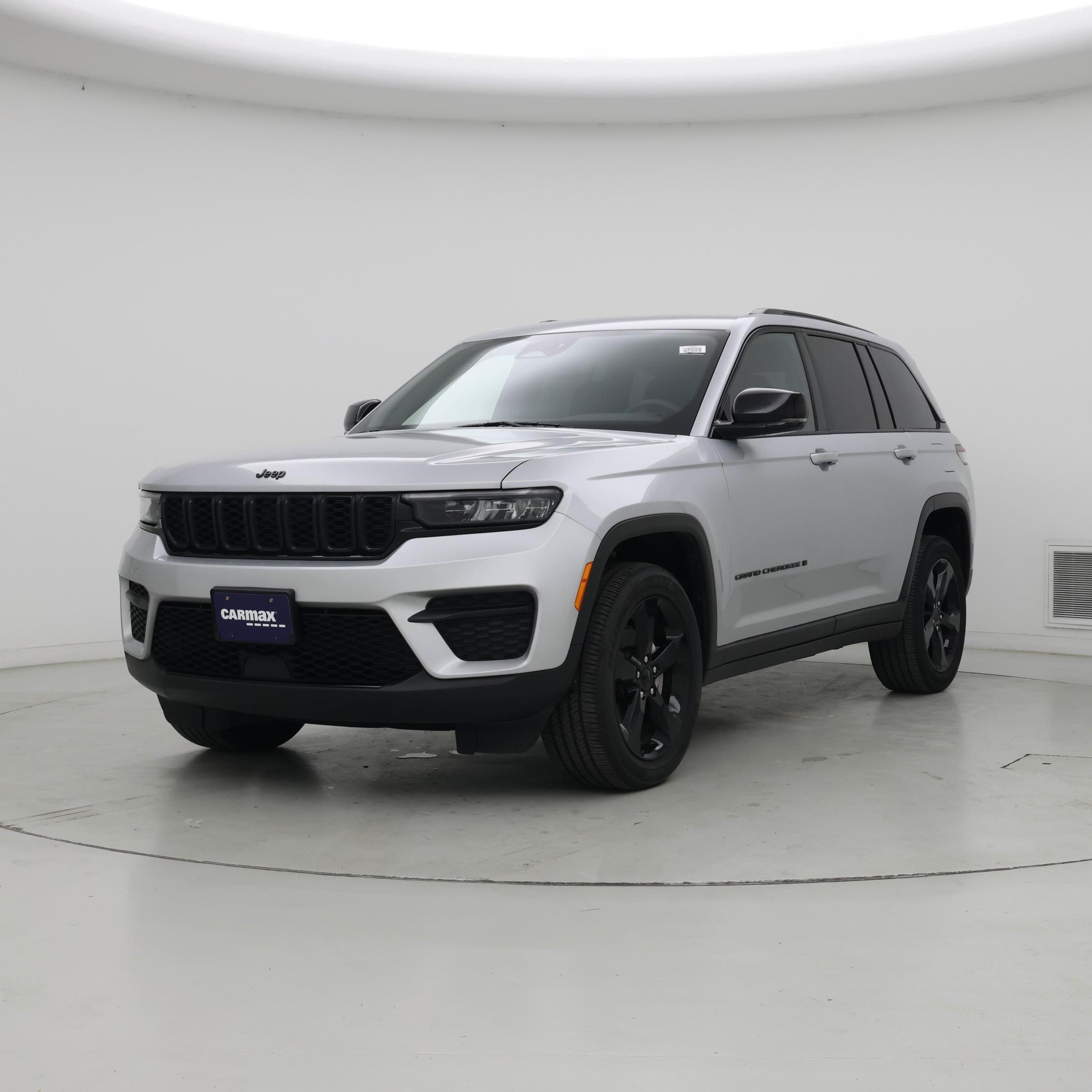 Thumbnail: 2023 Jeep Grand Cherokee - 4