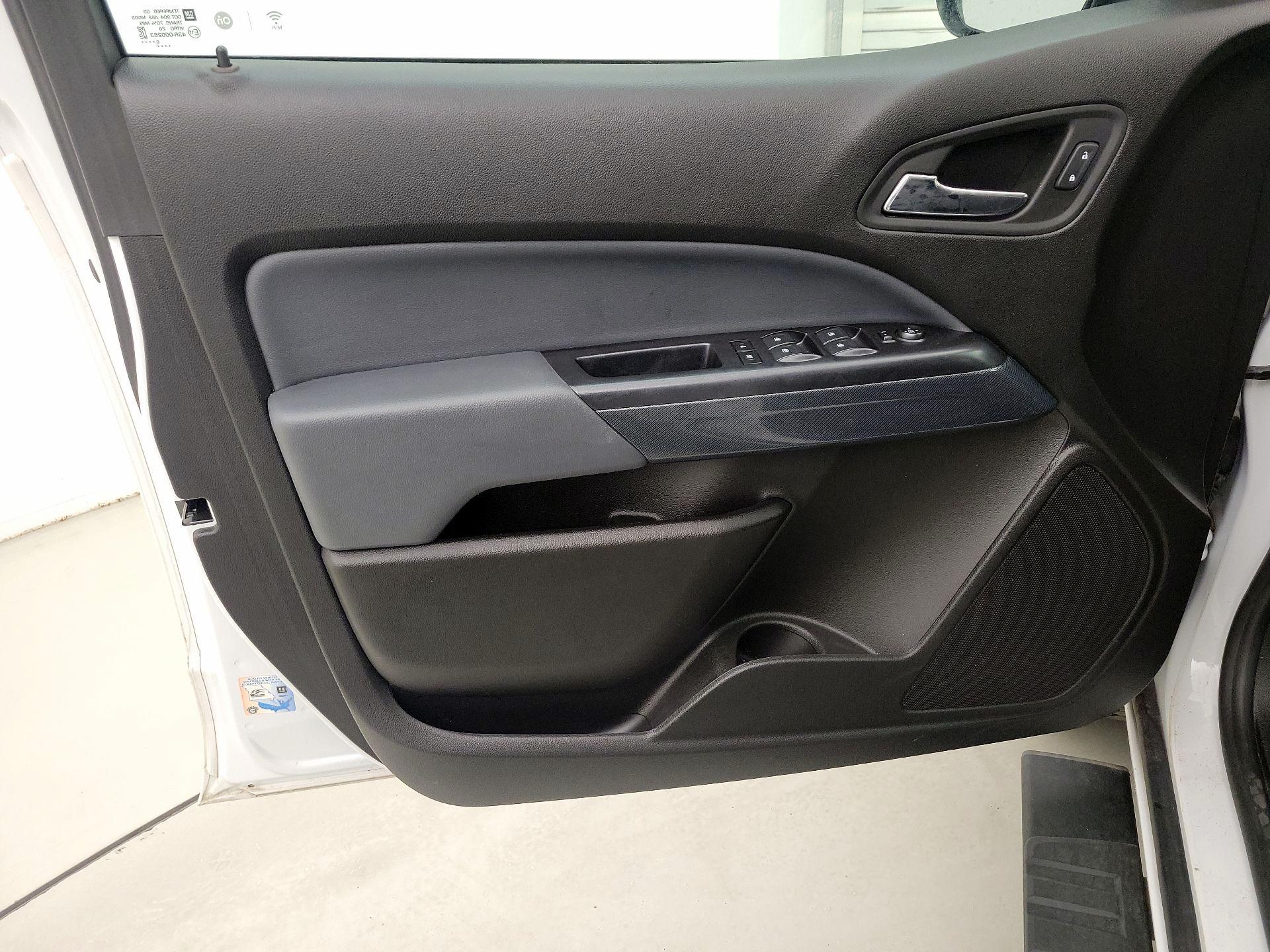 Thumbnail: 2021 Chevrolet Colorado - 12