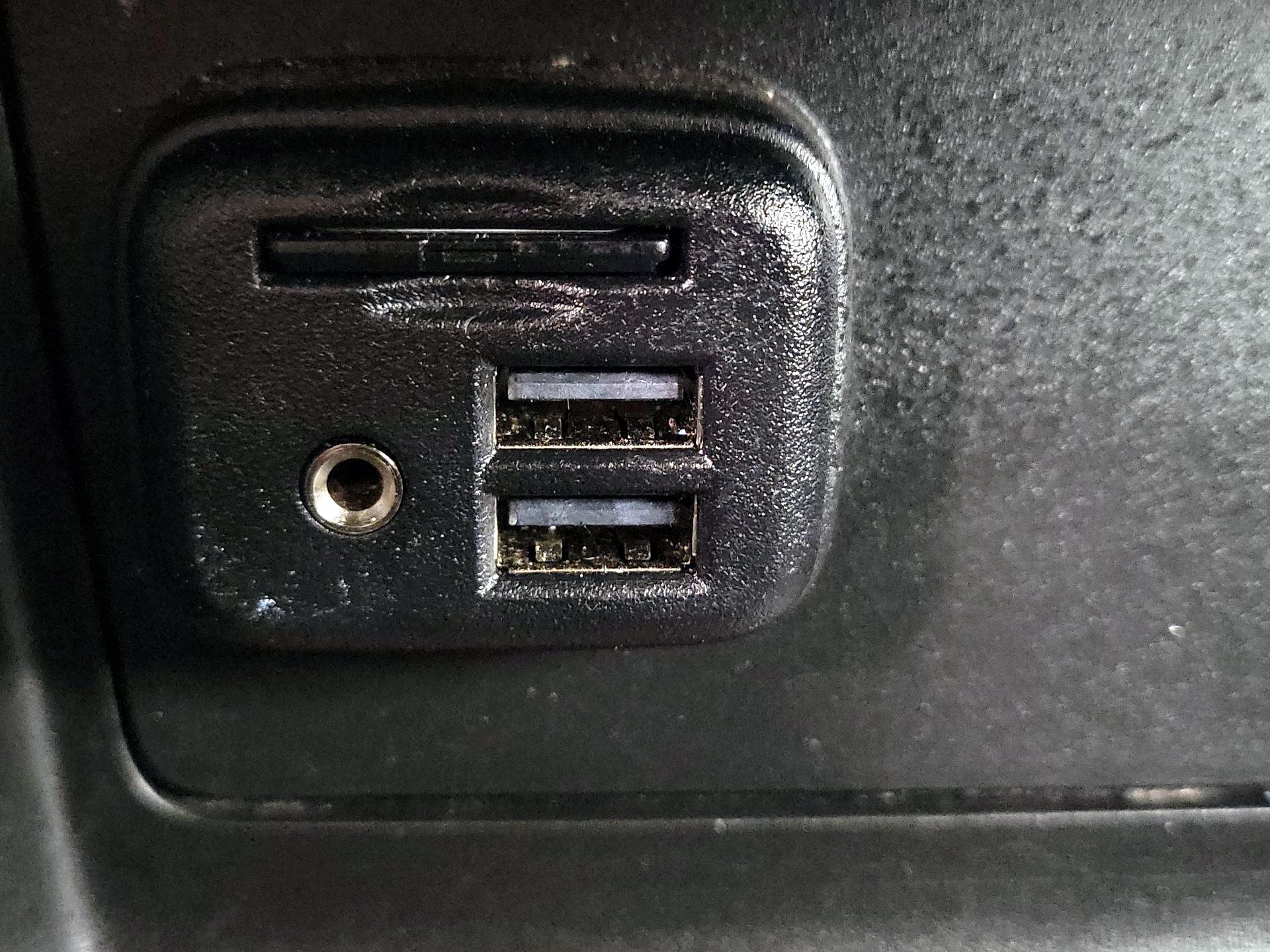 Thumbnail: 2021 Chevrolet Colorado - 19