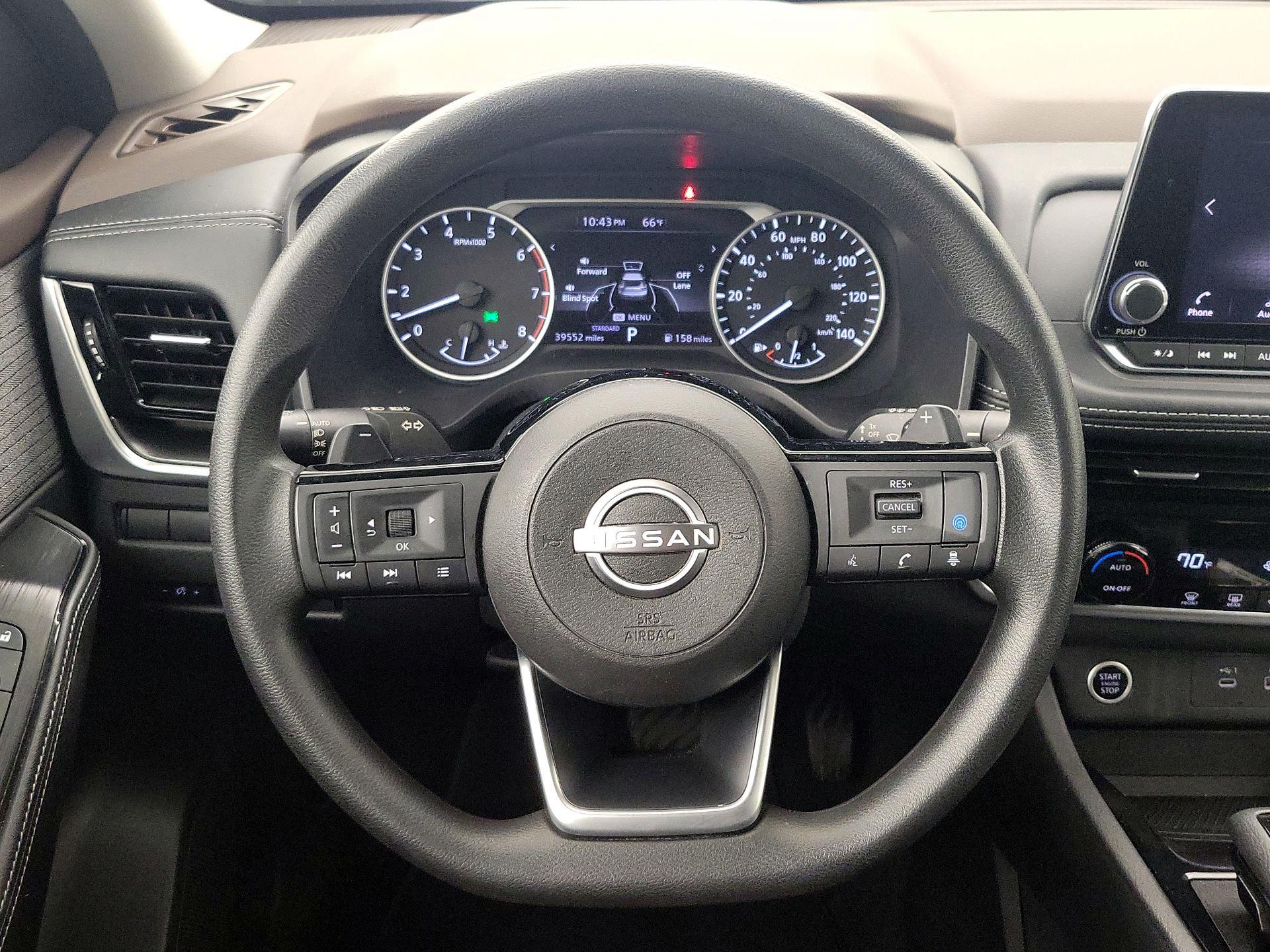 Thumbnail: 2022 Nissan Rogue - 10