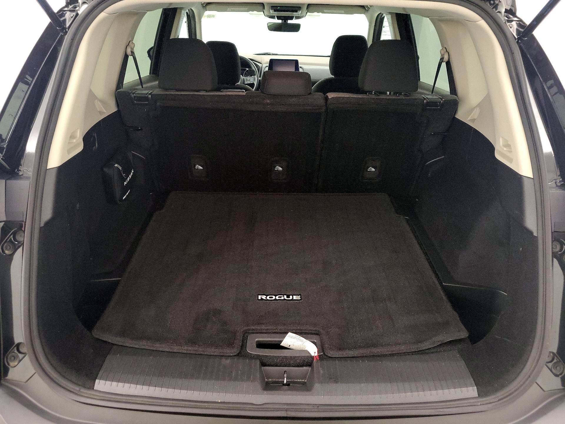 Thumbnail: 2022 Nissan Rogue - 20