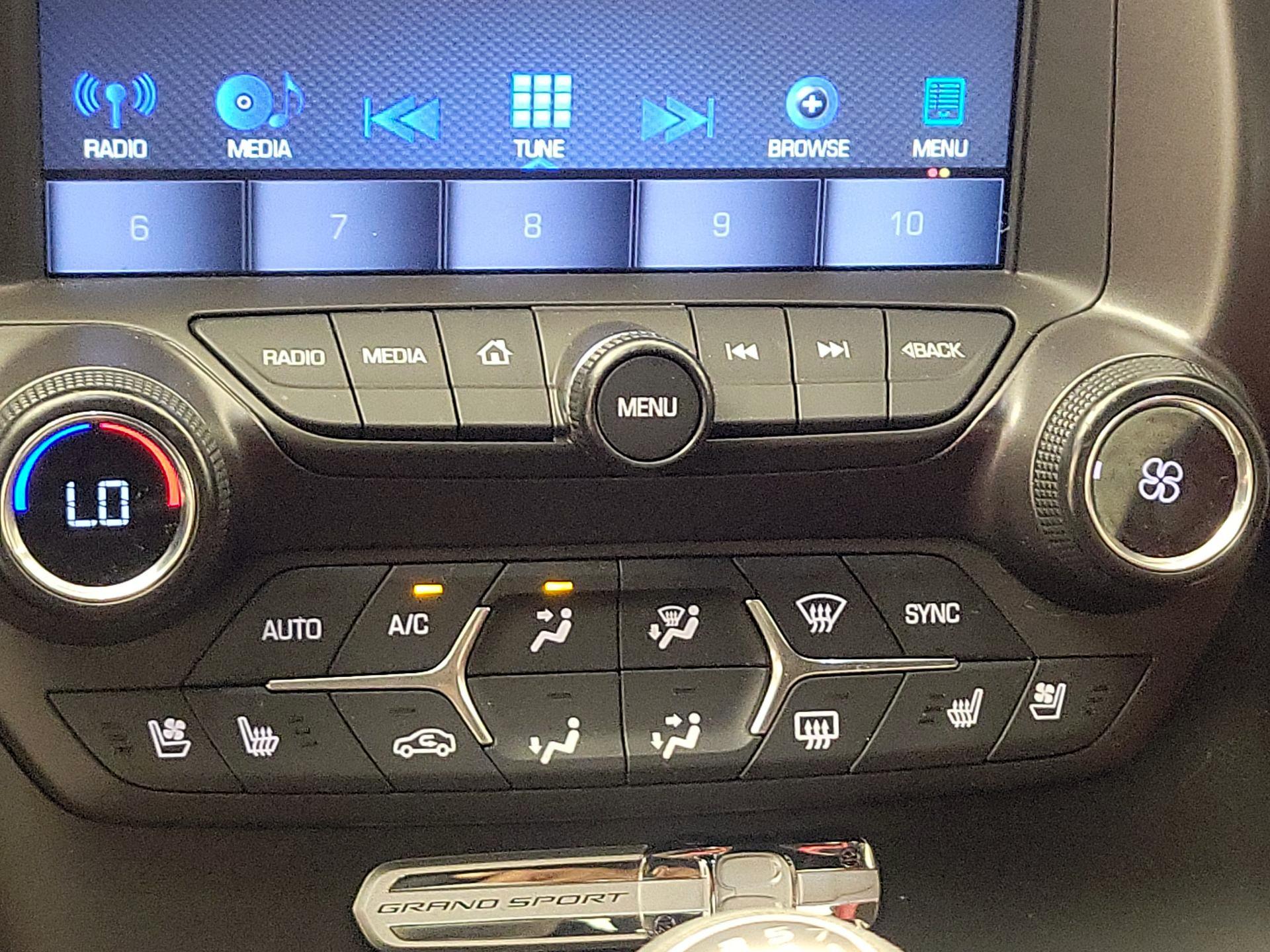 Thumbnail: 2019 Chevrolet Corvette - 16