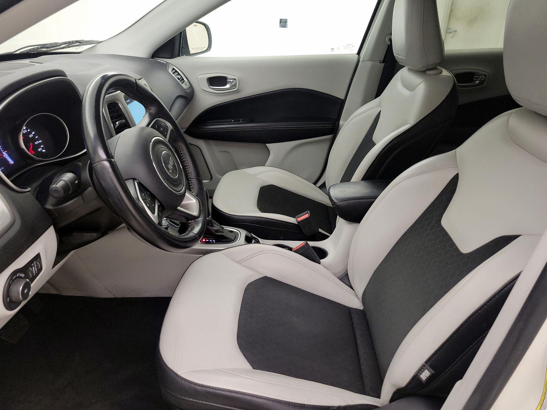 Thumbnail: 2019 Jeep Compass - 11