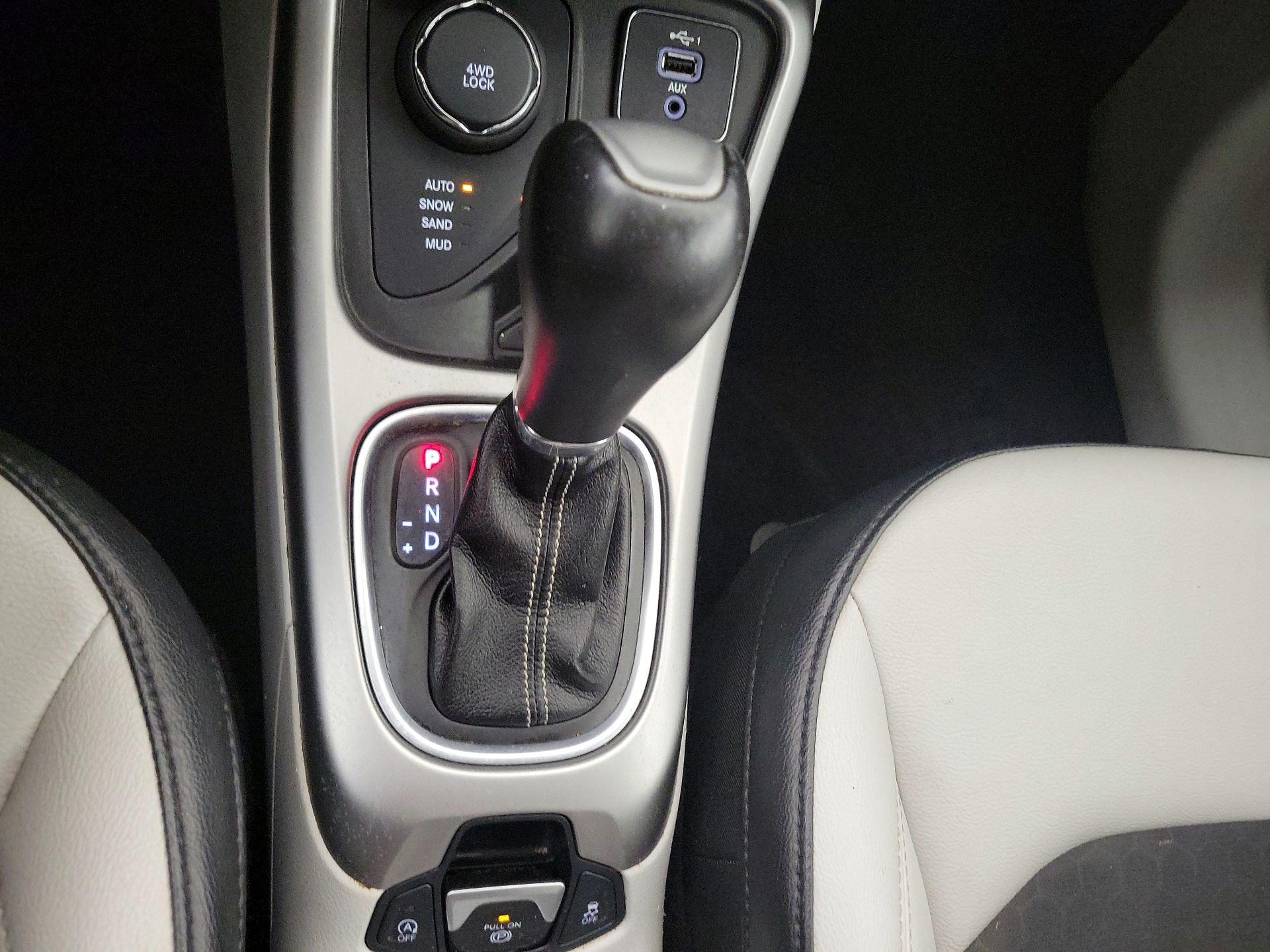 Thumbnail: 2019 Jeep Compass - 18