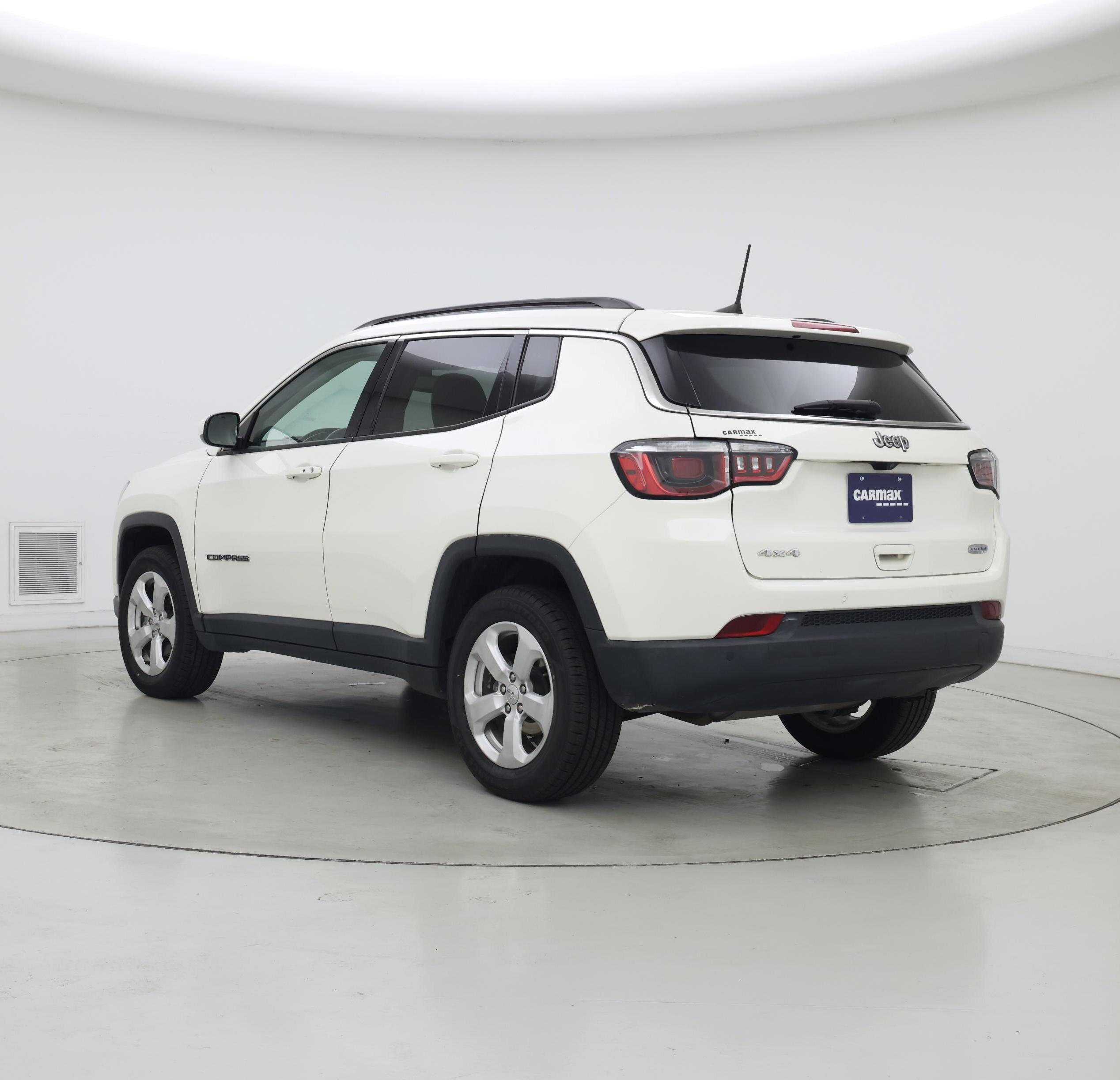 Thumbnail: 2019 Jeep Compass - 2