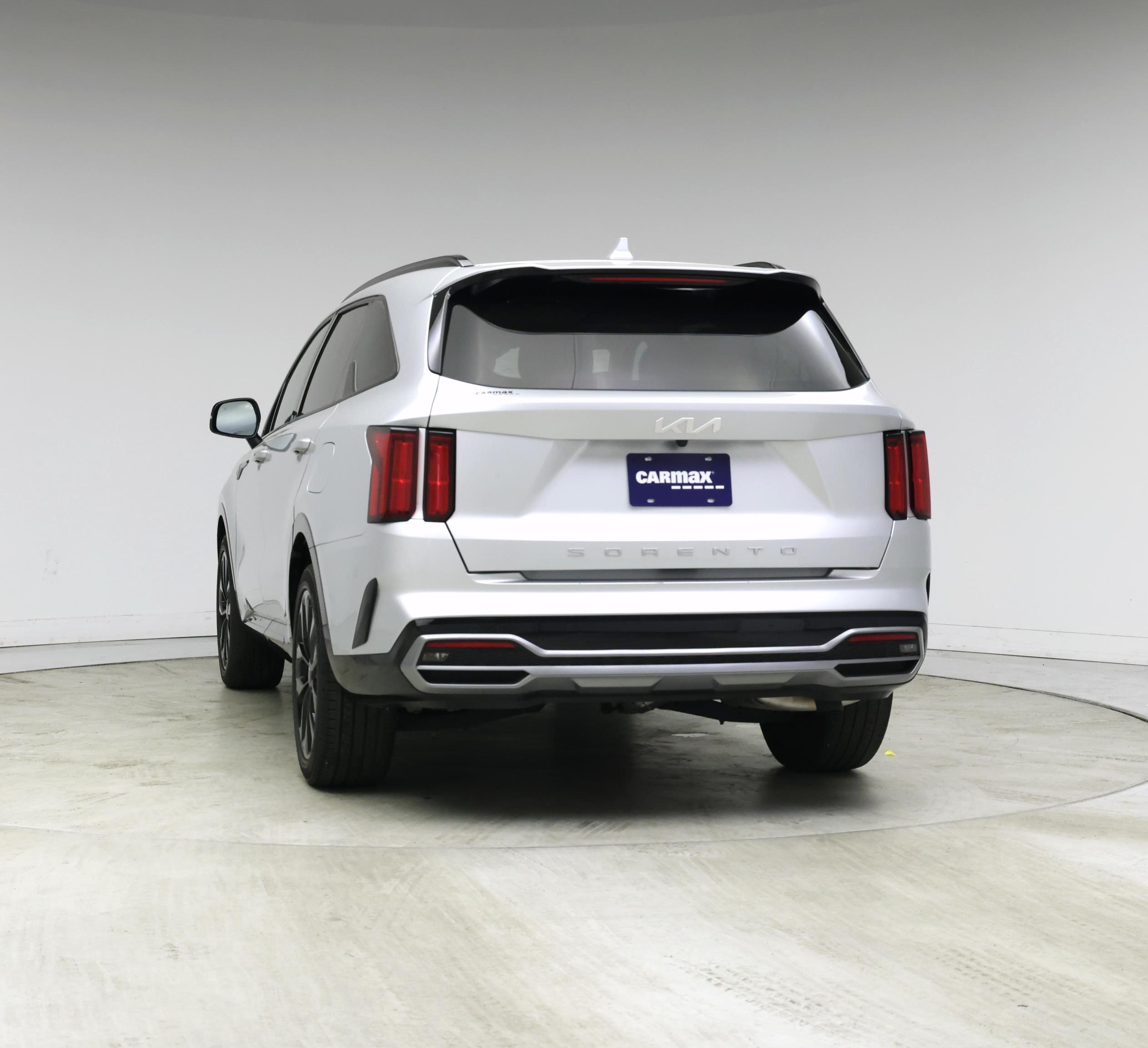 Thumbnail: 2022 Kia Sorento - 6