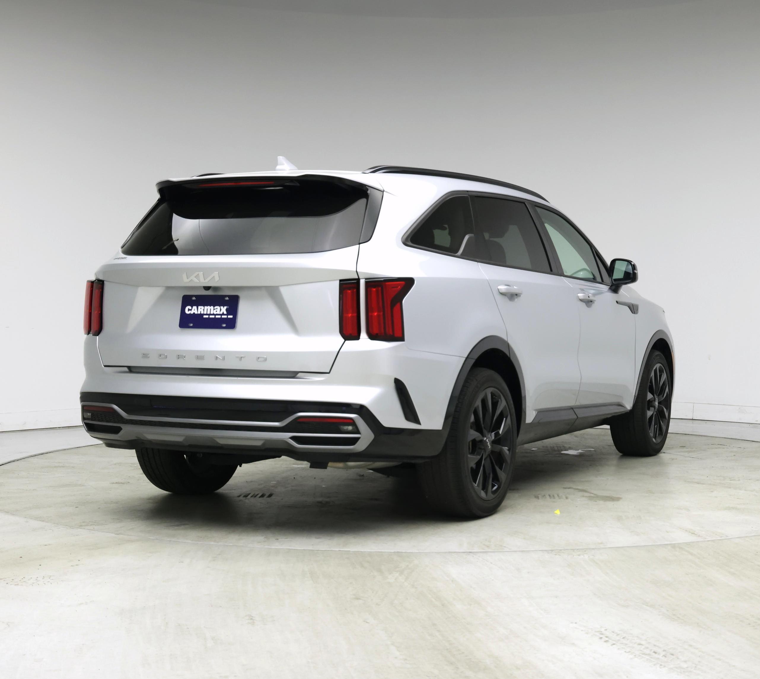 Thumbnail: 2022 Kia Sorento - 8