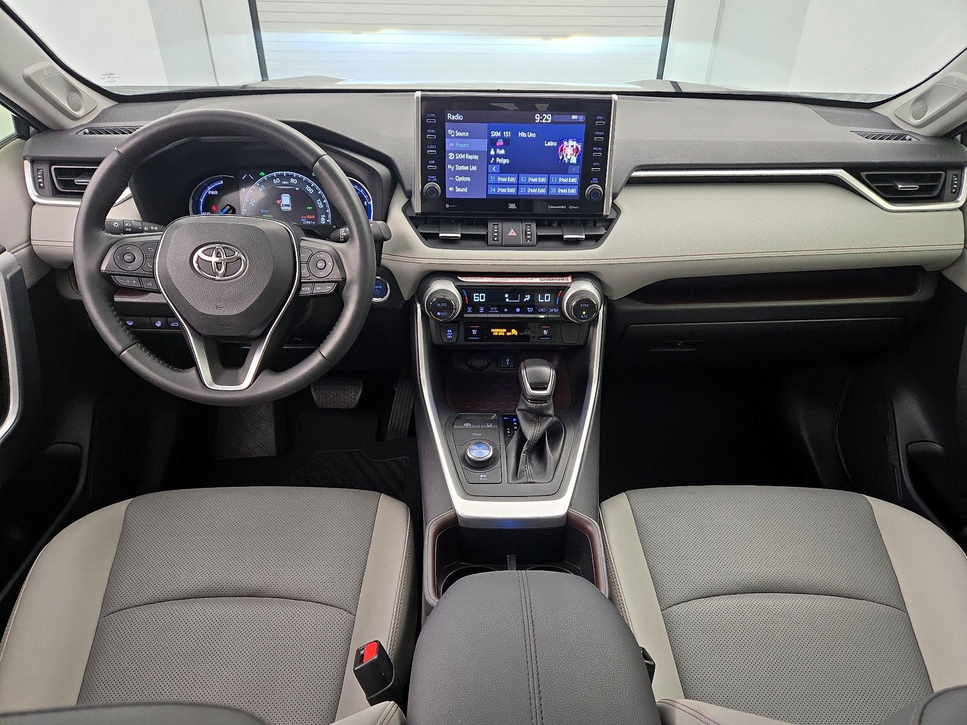 Thumbnail: 2022 Toyota RAV4 - 9